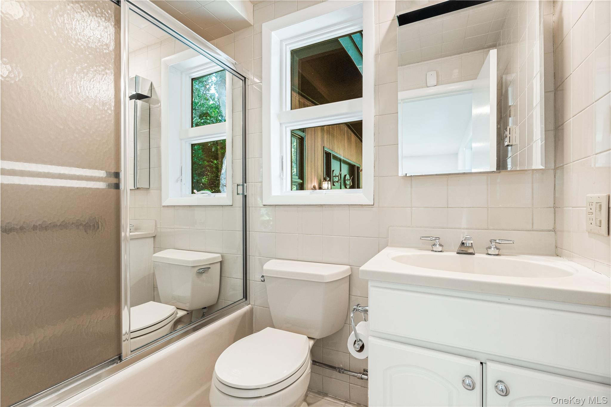 1160 GREACEN POINT Road, Mamaroneck, NY 10543