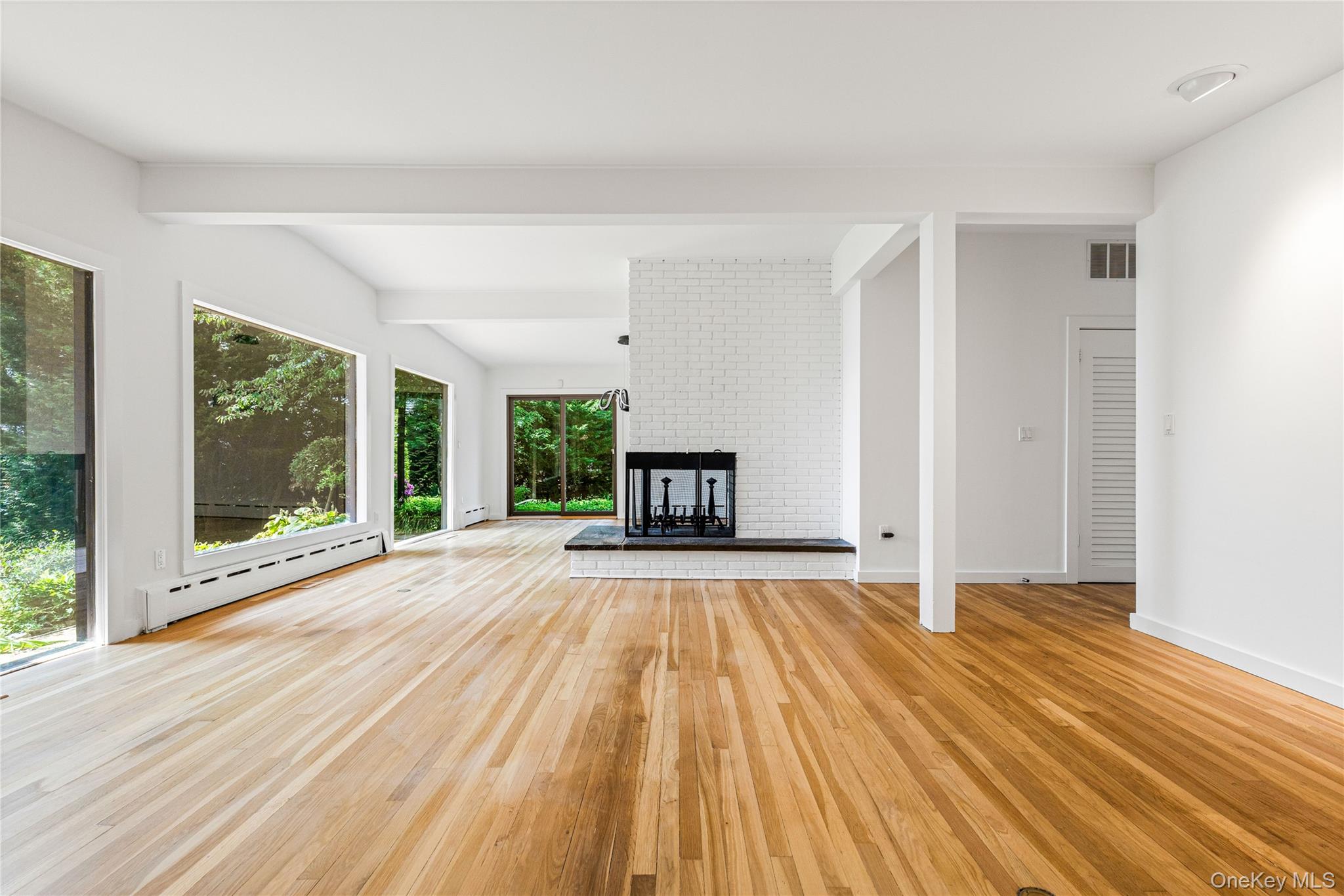 1160 GREACEN POINT Road, Mamaroneck, NY 10543