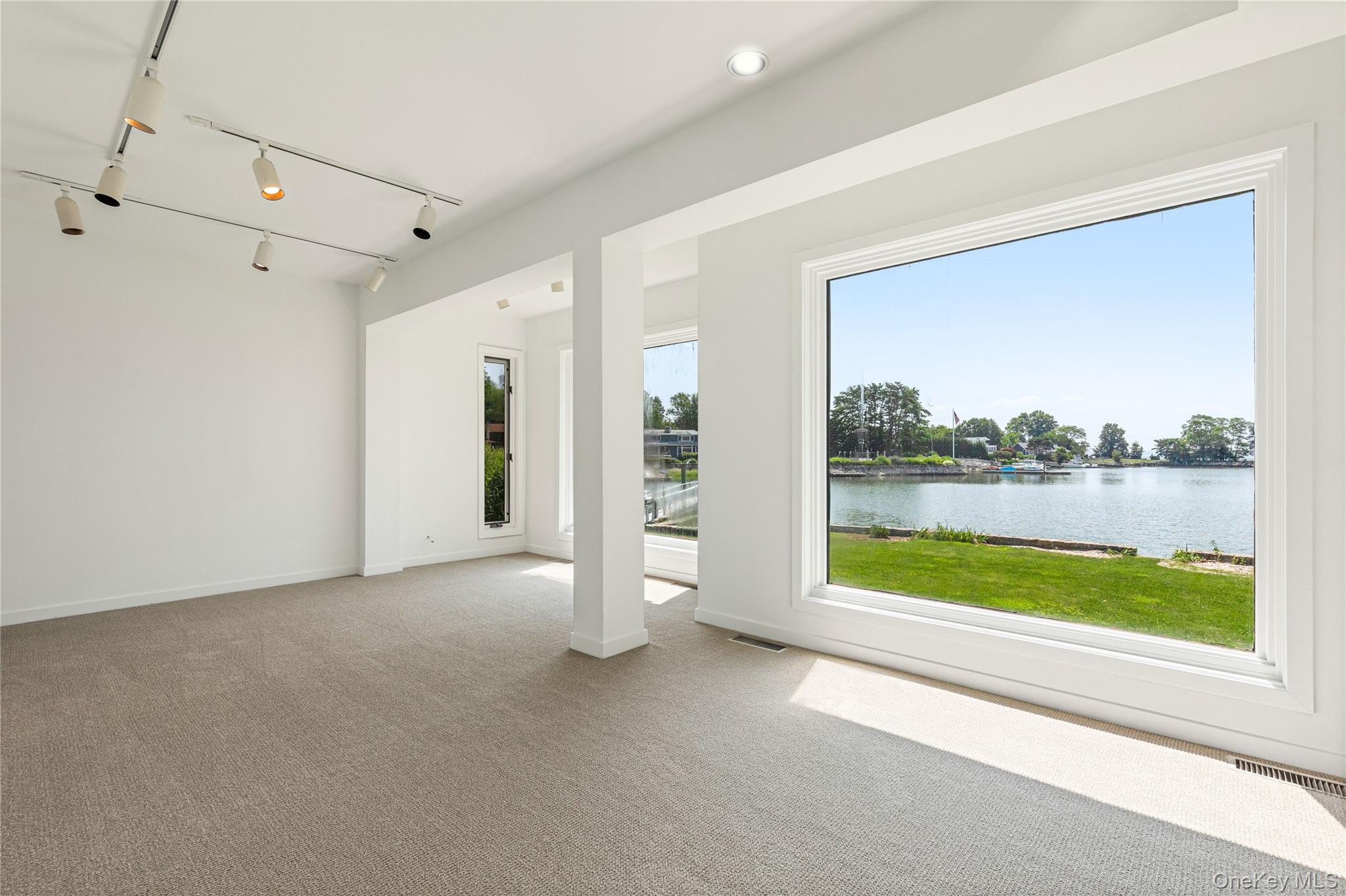 1160 GREACEN POINT Road, Mamaroneck, NY 10543