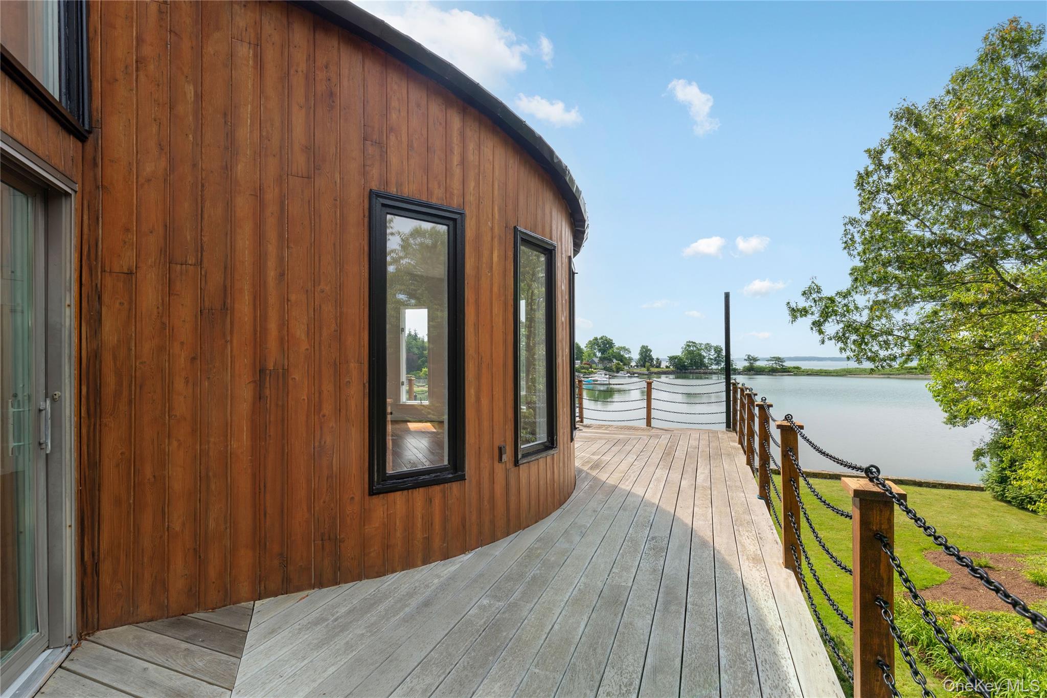 1160 GREACEN POINT Road, Mamaroneck, NY 10543