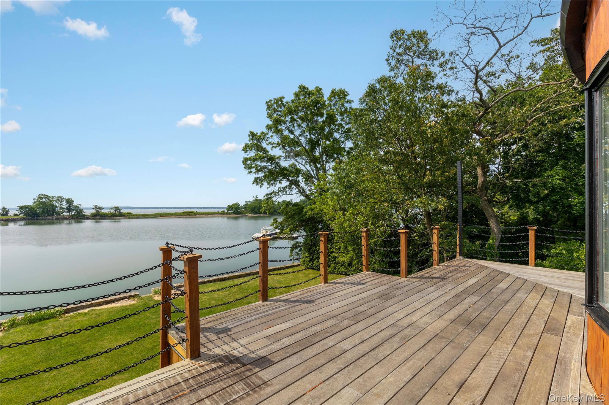 1160 GREACEN POINT Road, Mamaroneck, NY 10543