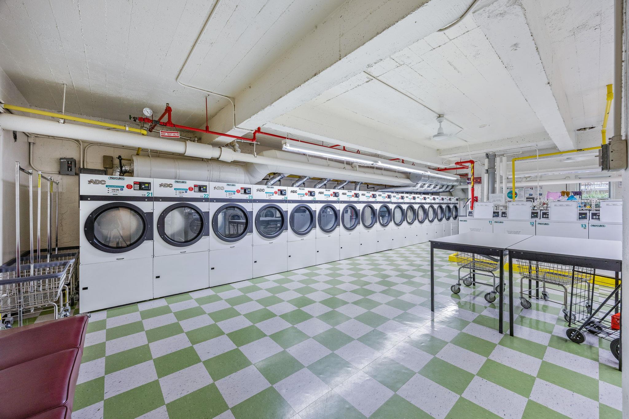 142-05 Roosevelt Ave # 627, Flushing, NY 11354