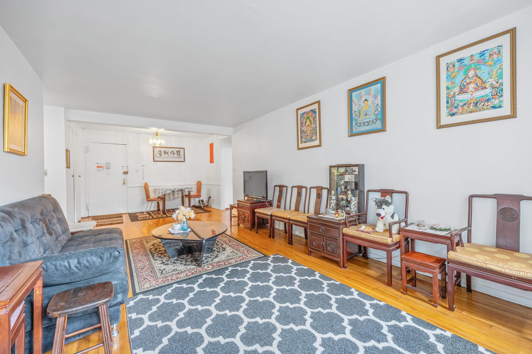 142-05 Roosevelt Ave # 627, Flushing, NY 11354