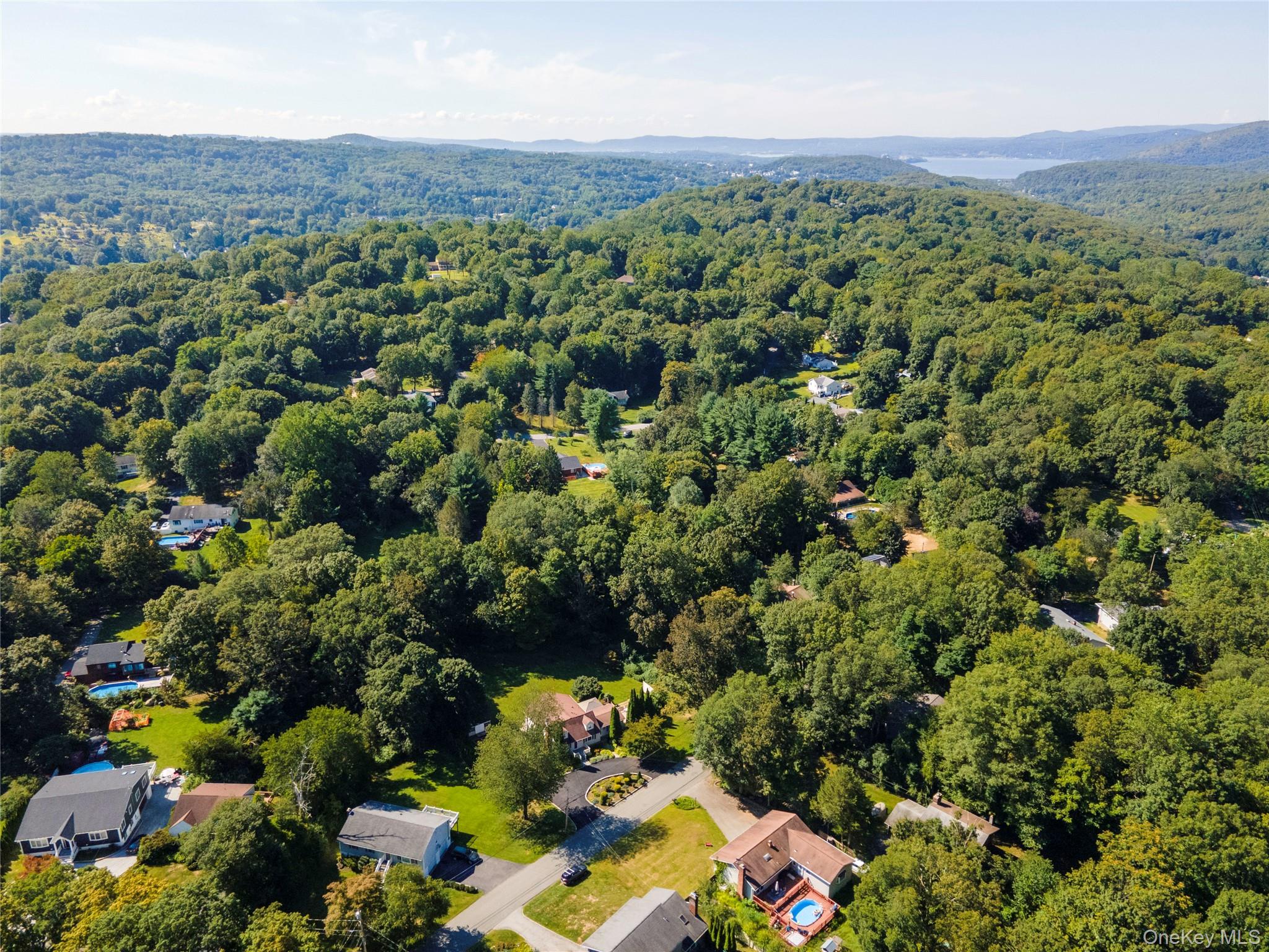 21 Morris Road, Garrison, NY 10524