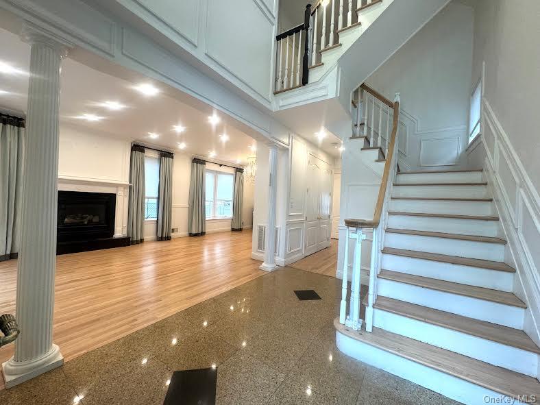 1A Floyd Place # A, Great Neck, NY 11024