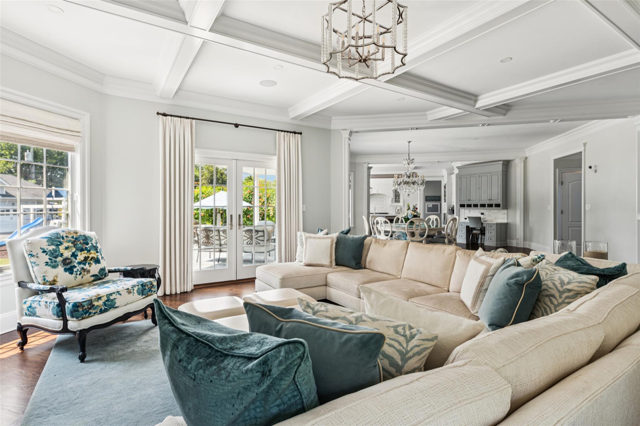 88 fifth Street, Garden City, NY 11530