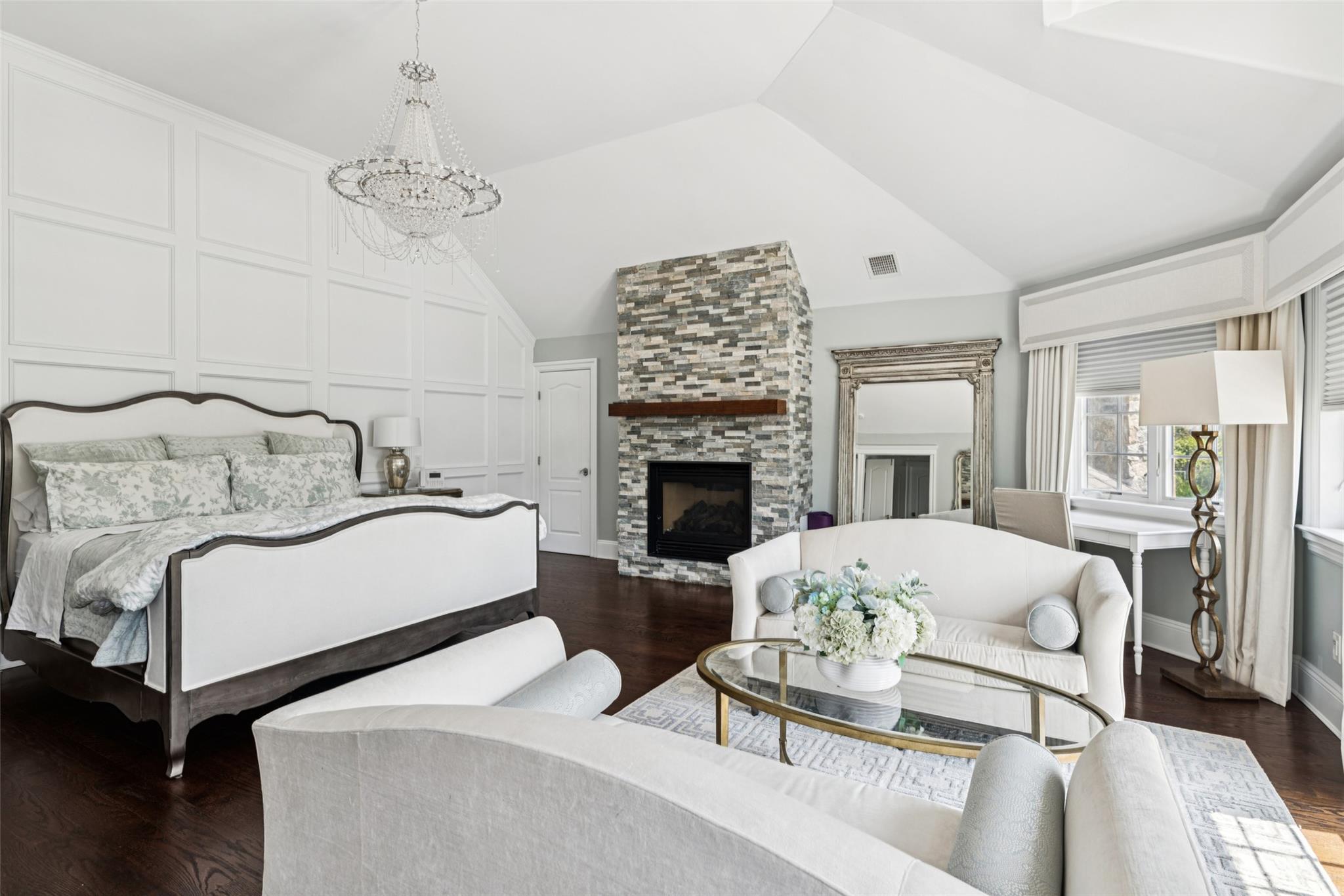 88 fifth Street, Garden City, NY 11530