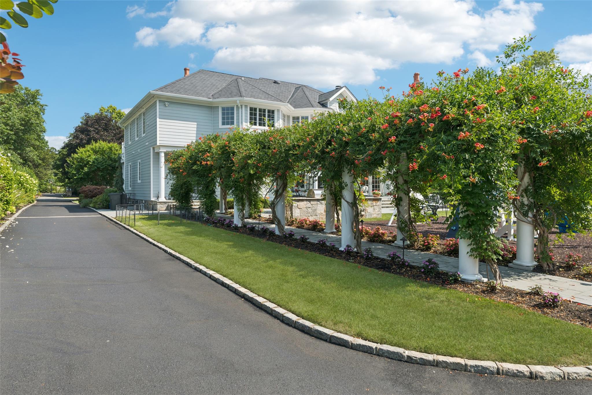 88 fifth Street, Garden City, NY 11530