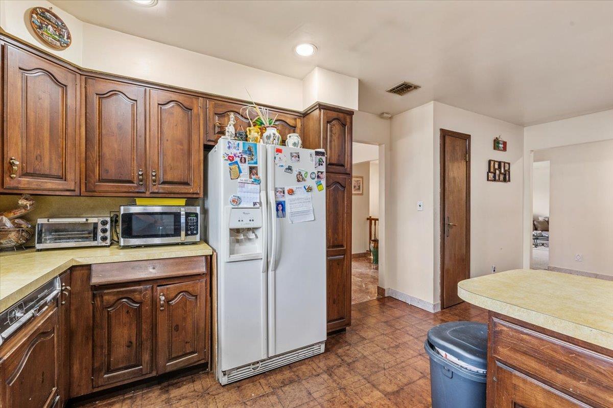 227 Randall Avenue, Lawrence, NY 11559