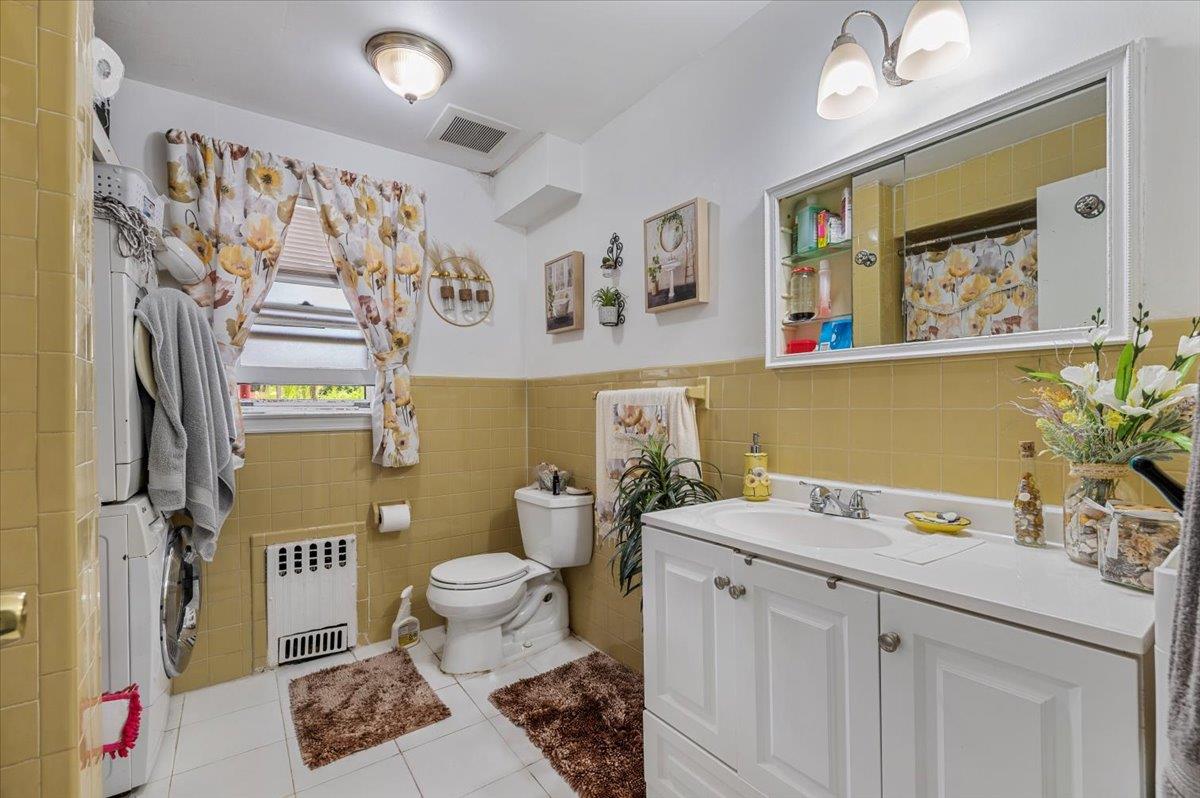 227 Randall Avenue, Lawrence, NY 11559