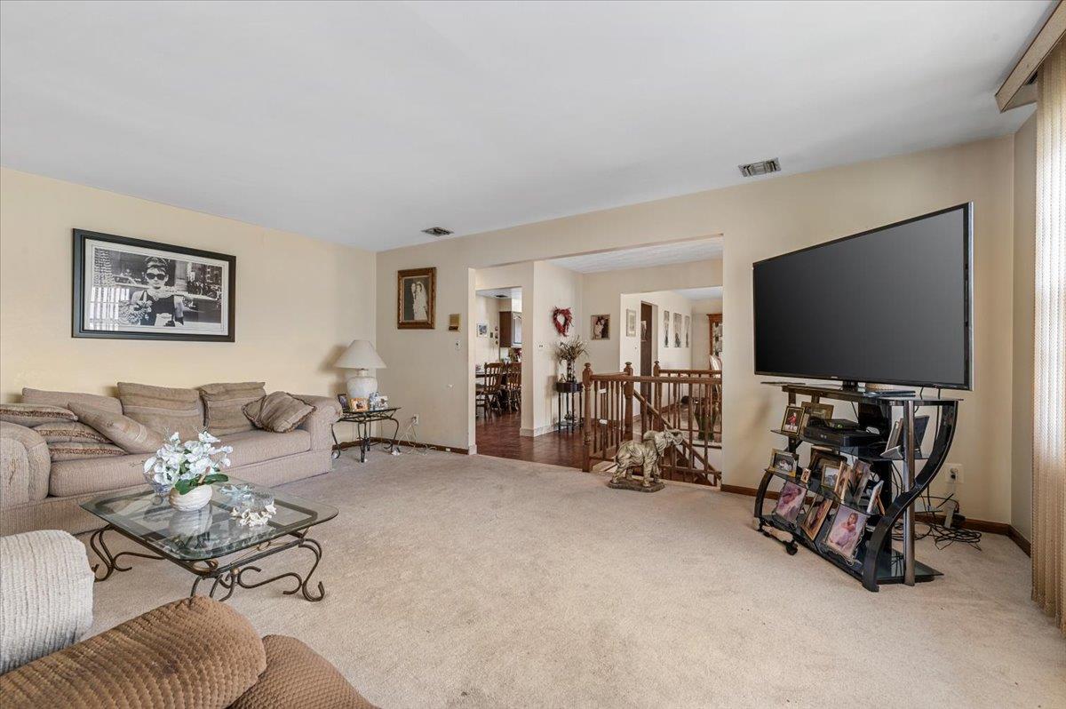 227 Randall Avenue, Lawrence, NY 11559