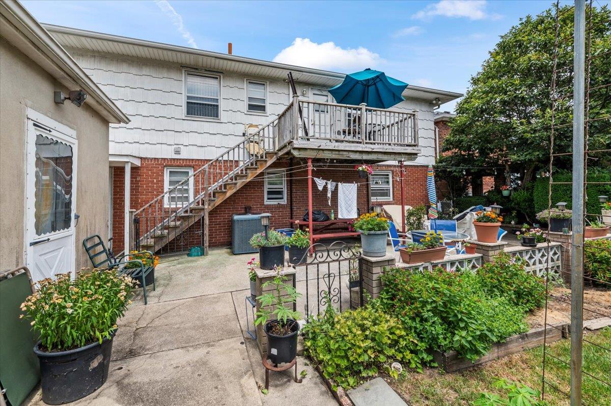 227 Randall Avenue, Lawrence, NY 11559