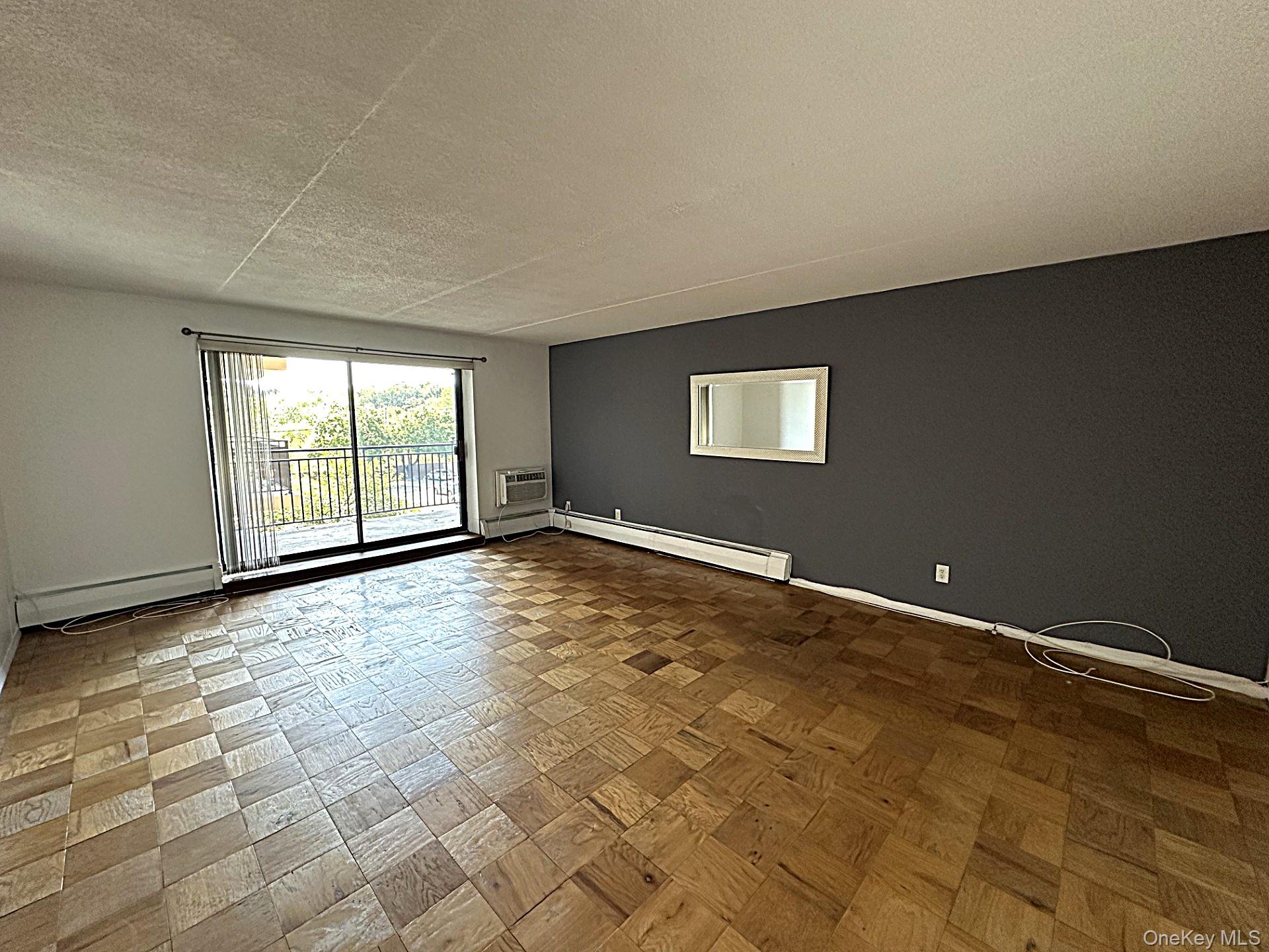 100 Diplomat Drive # 3J, Mount Kisco, NY 10549