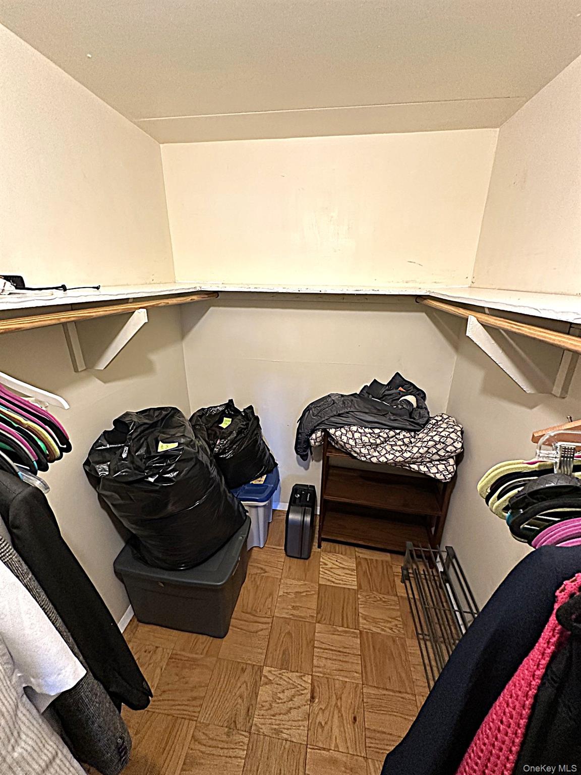 100 Diplomat Drive # 3J, Mount Kisco, NY 10549