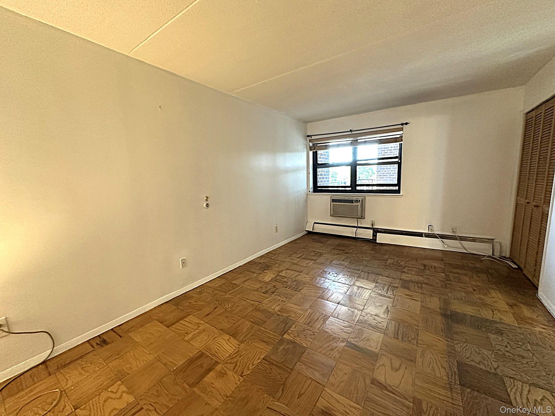 100 Diplomat Drive # 3J, Mount Kisco, NY 10549