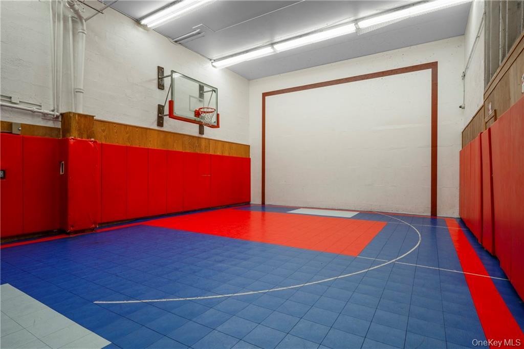 100 Diplomat Drive # 3J, Mount Kisco, NY 10549