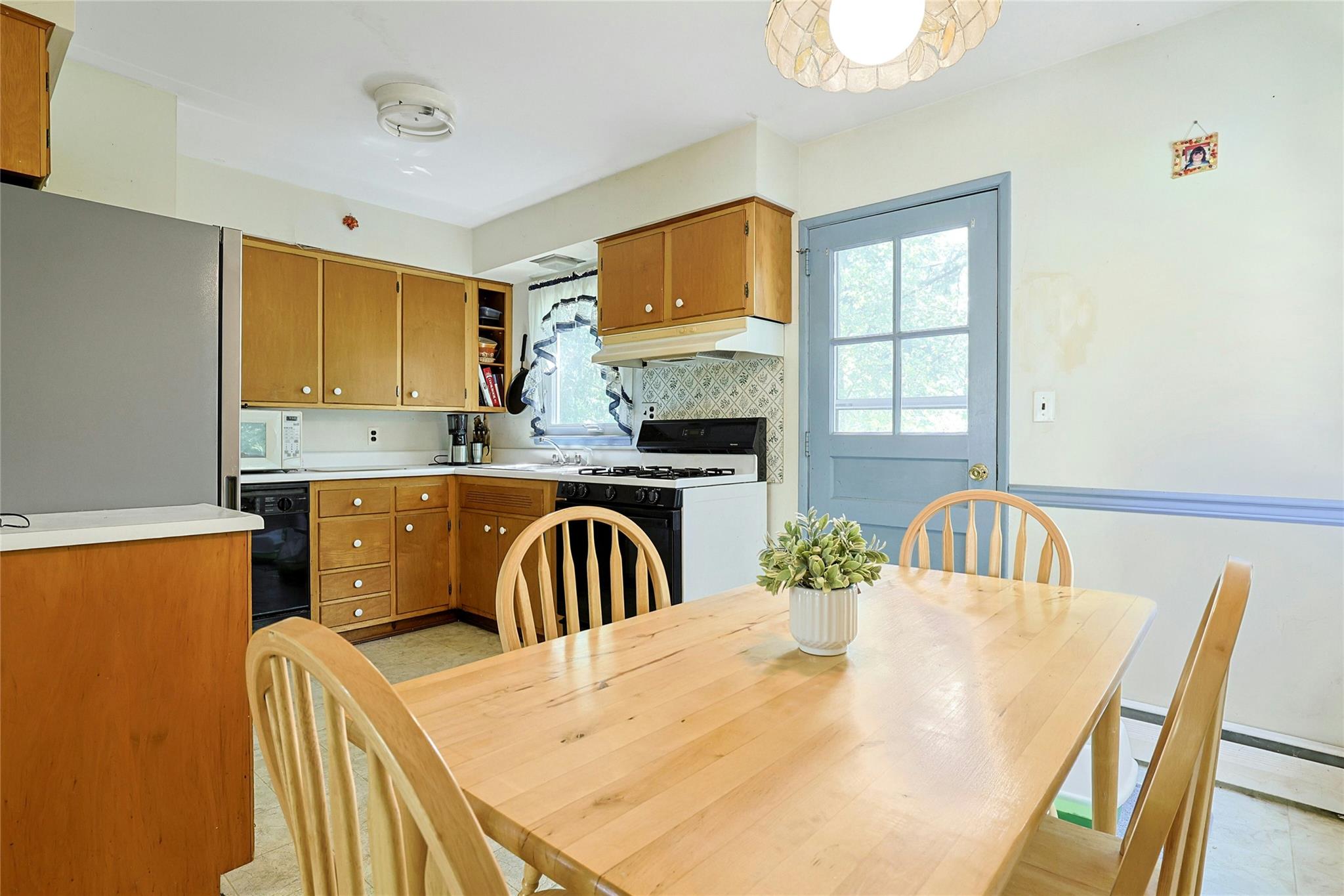 2 Andrew Drive, Monsey, NY 10952