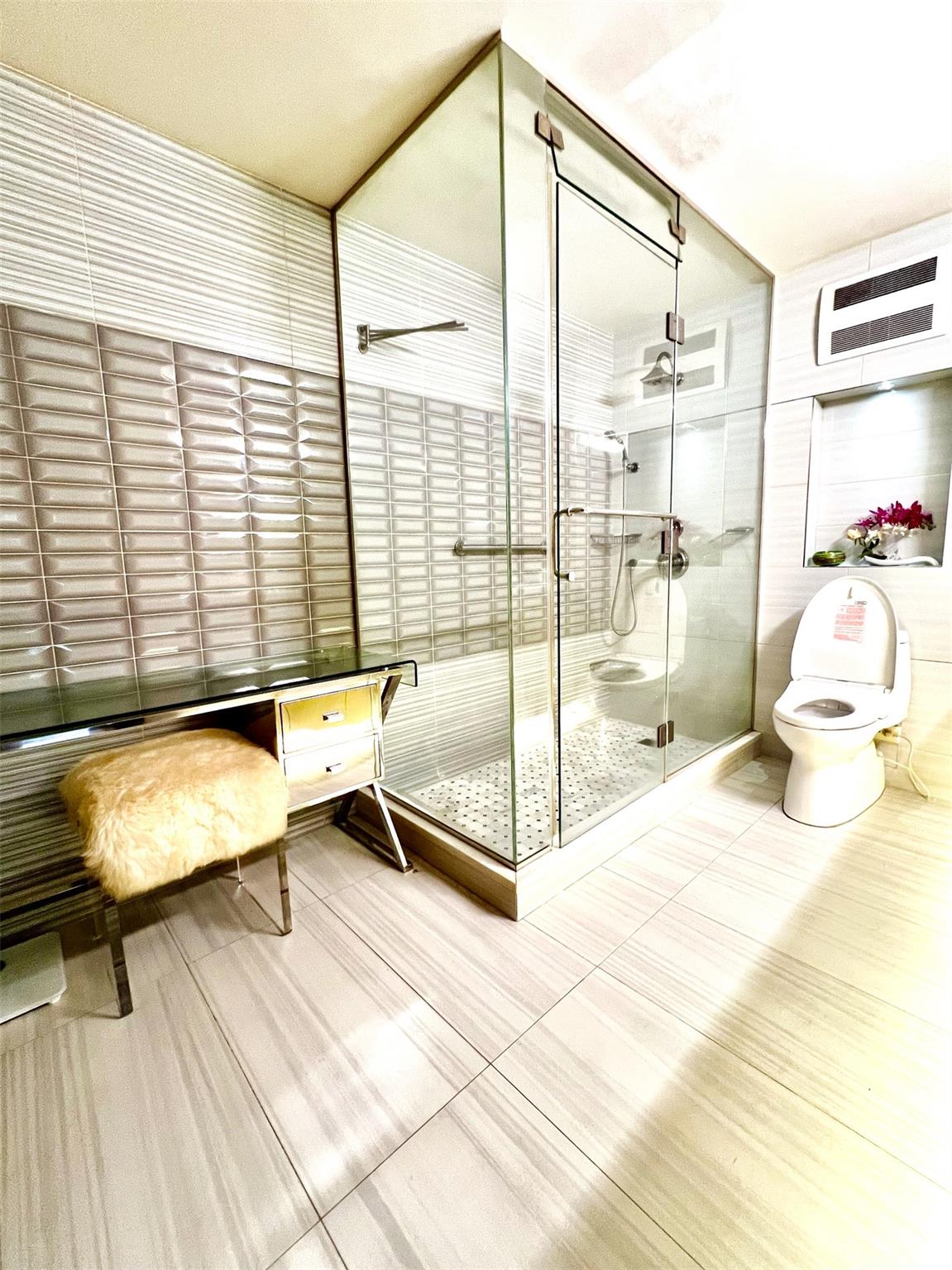 21019 26th Avenue # TL, Bayside, NY 11360