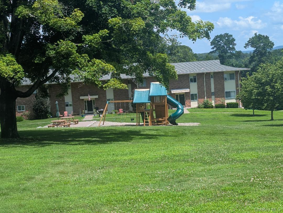 675 Rt 6 Mahopac NY 10451 Route 6 # F 12, Mahopac, NY 10541