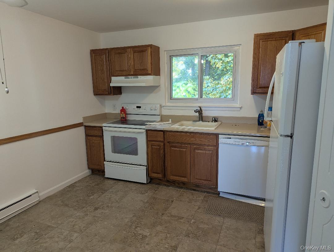 675 Rt 6 Mahopac NY 10451 Route 6 # F 12, Mahopac, NY 10541