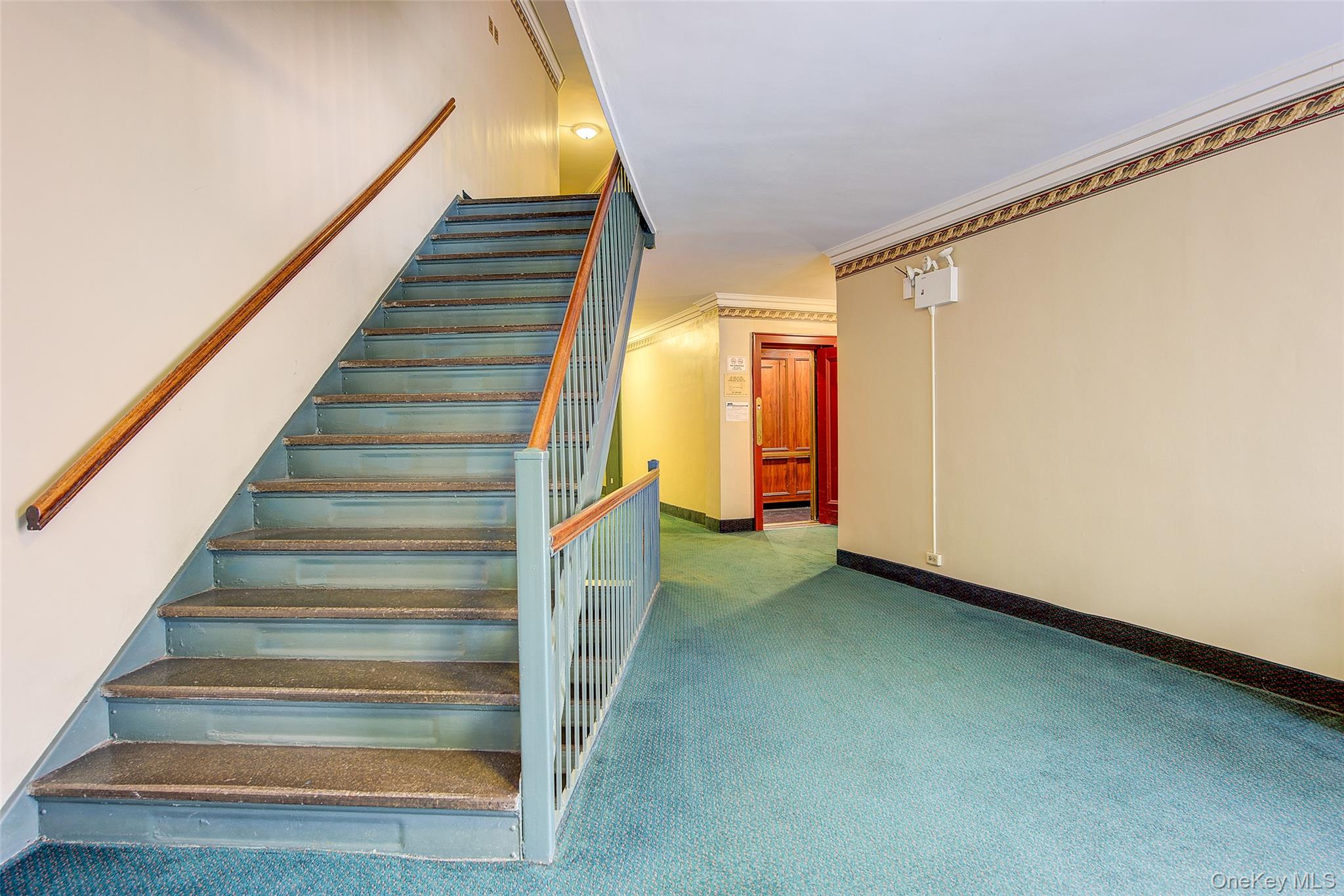 118-11 84th Avenue # 415, Kew Gardens, NY 11415