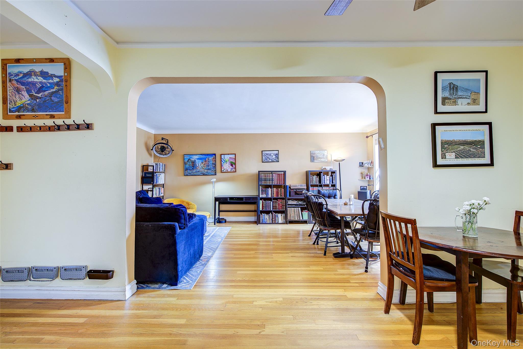 118-11 84th Avenue # 415, Kew Gardens, NY 11415