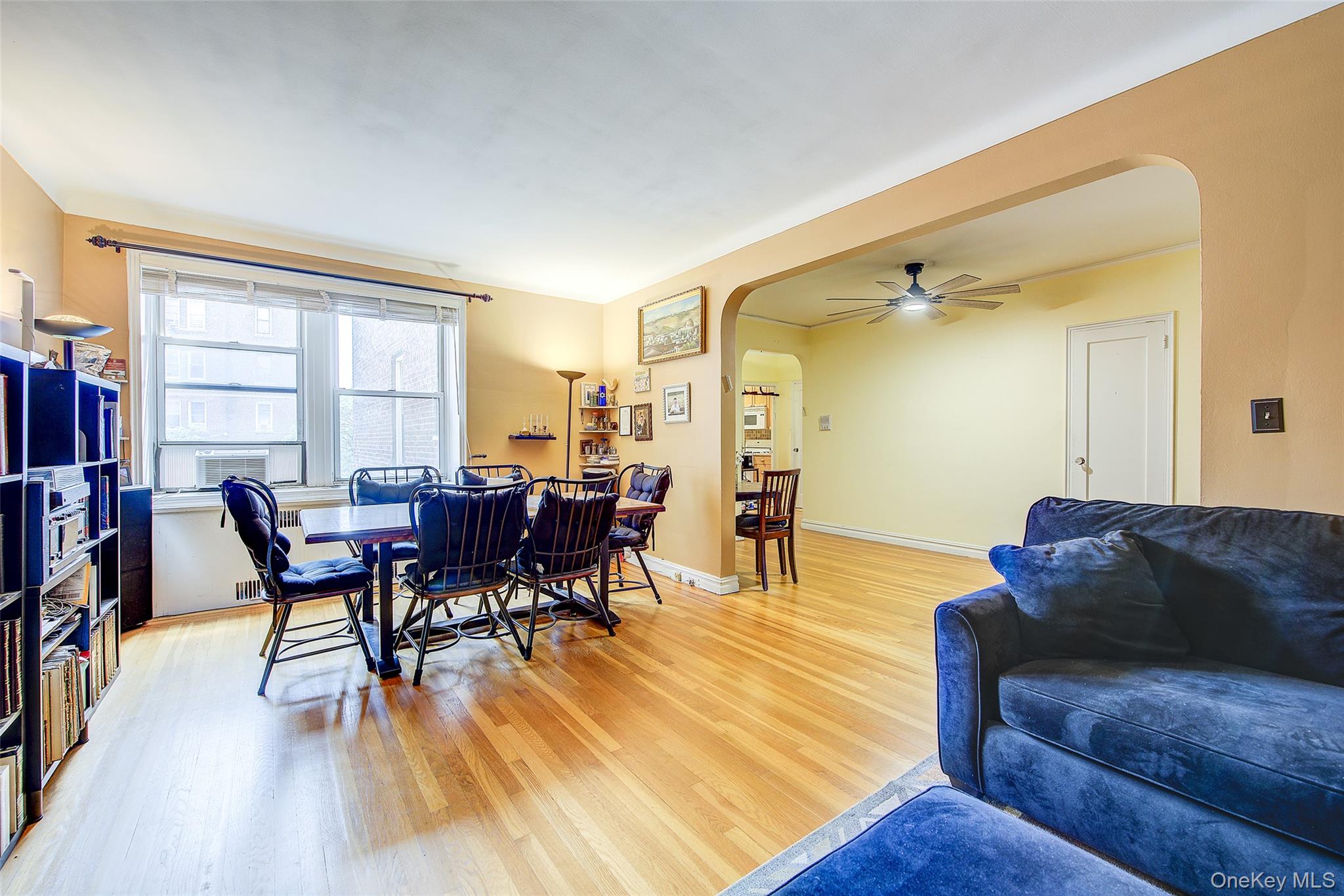 118-11 84th Avenue # 415, Kew Gardens, NY 11415