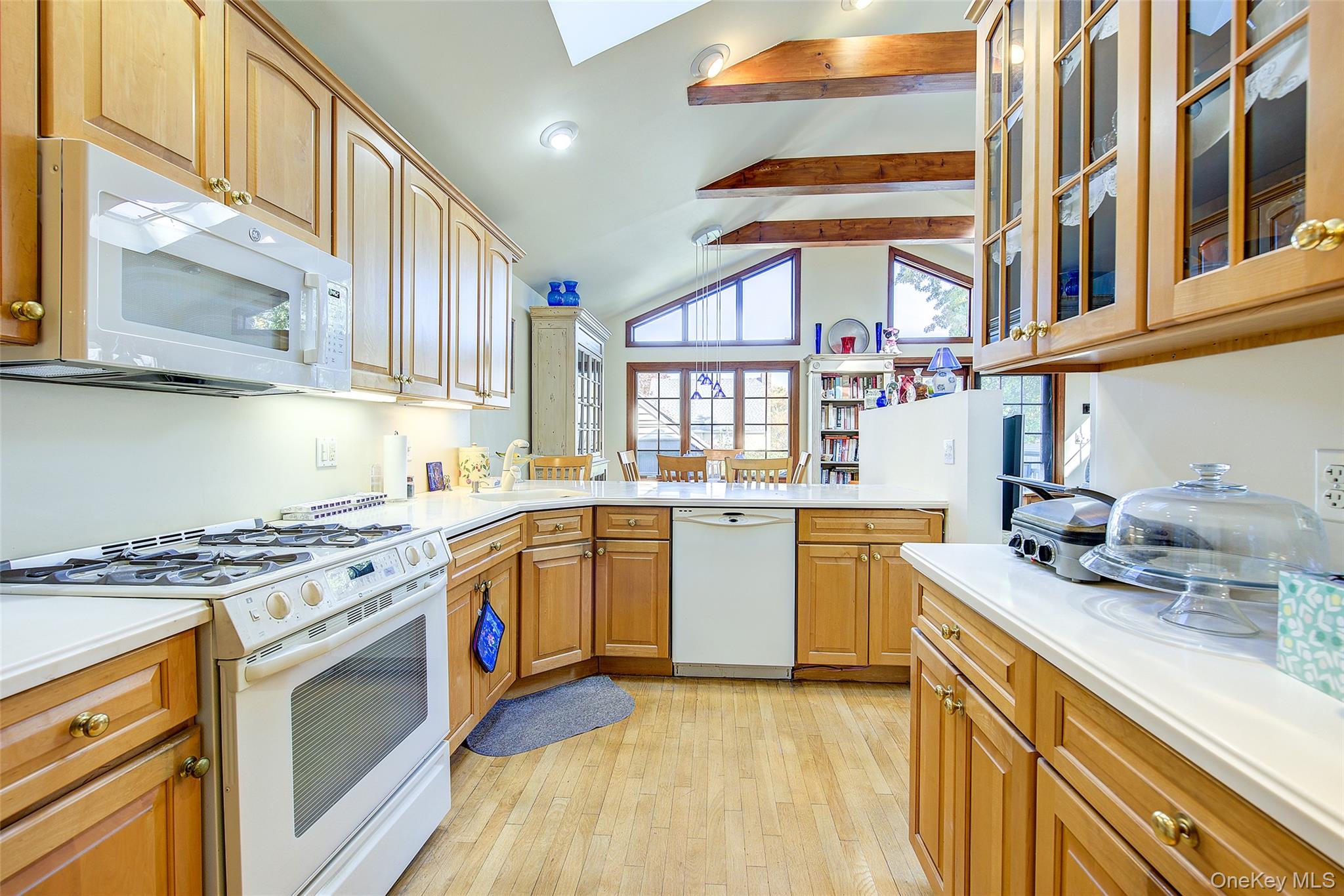 50-15 245th Street, Douglaston, NY 11362