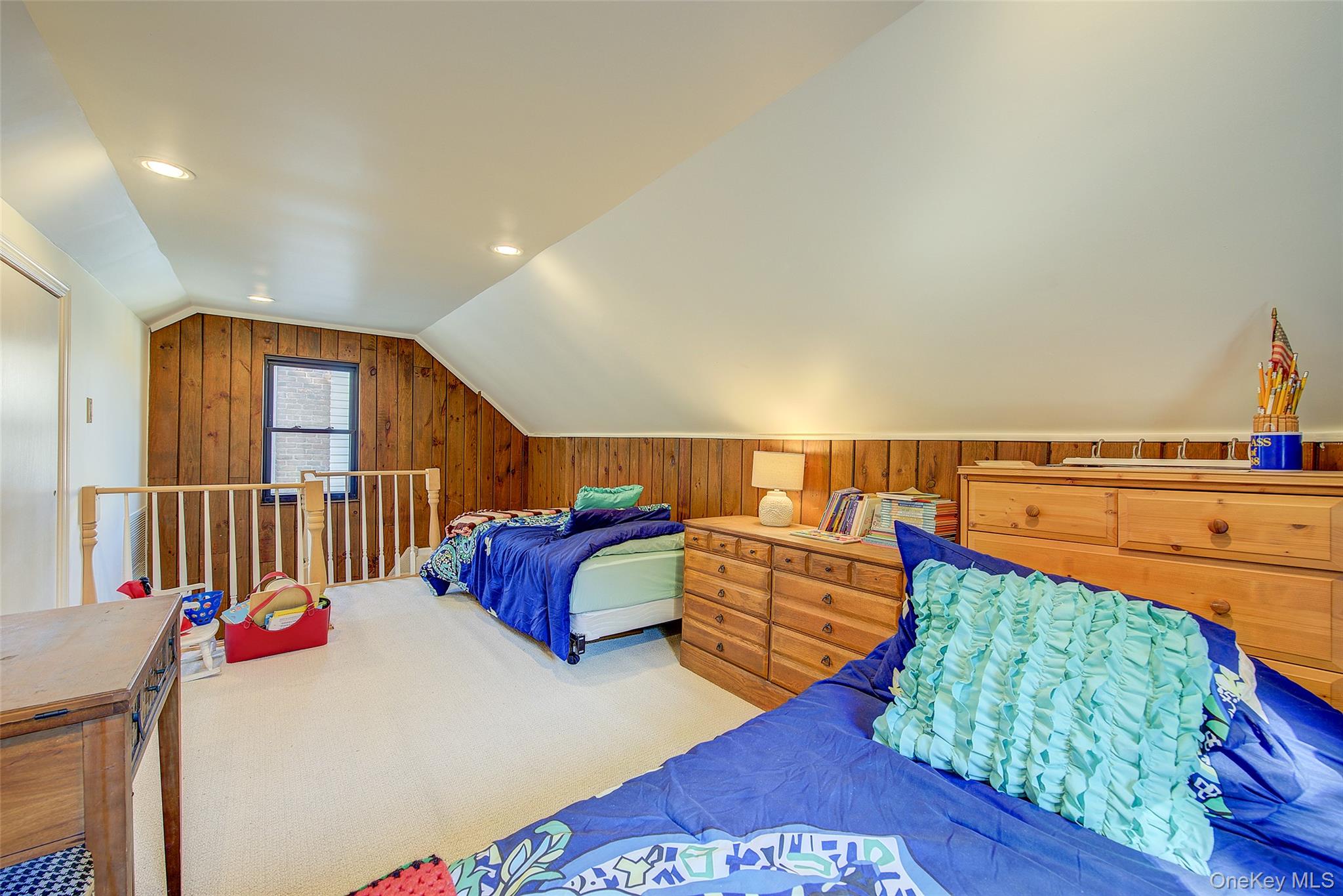 50-15 245th Street, Douglaston, NY 11362