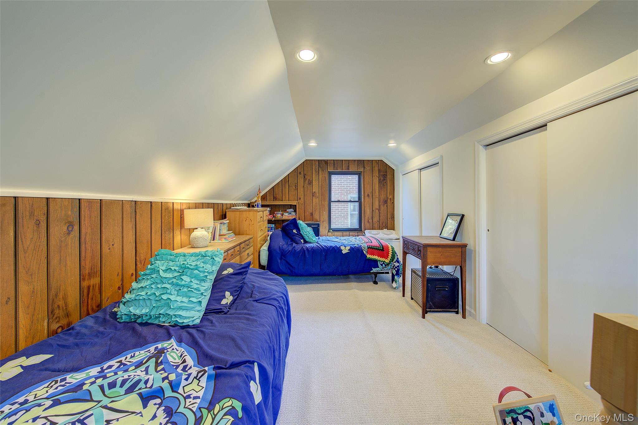 50-15 245th Street, Douglaston, NY 11362