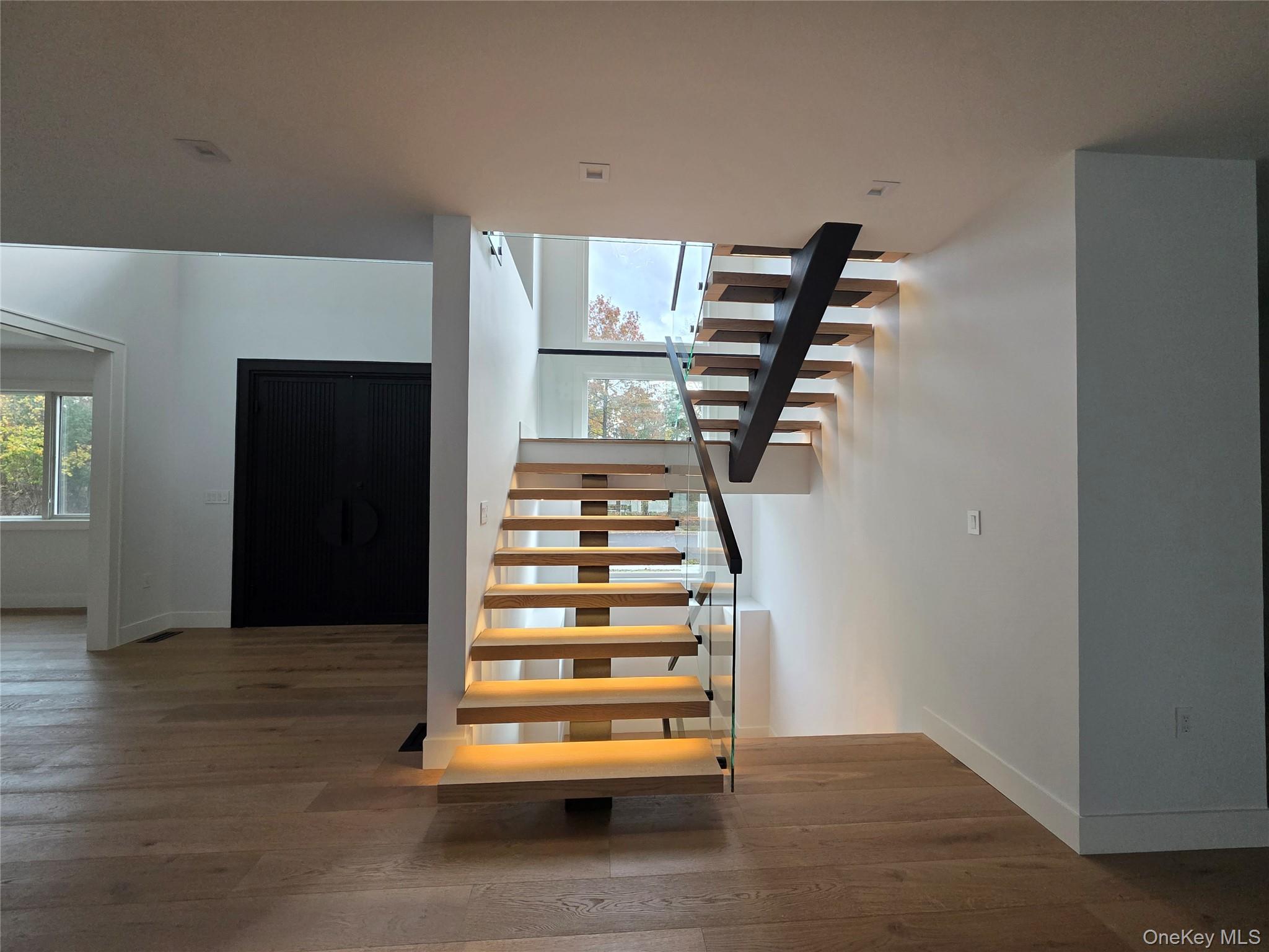 65 Page Lane, Westbury, NY 11590