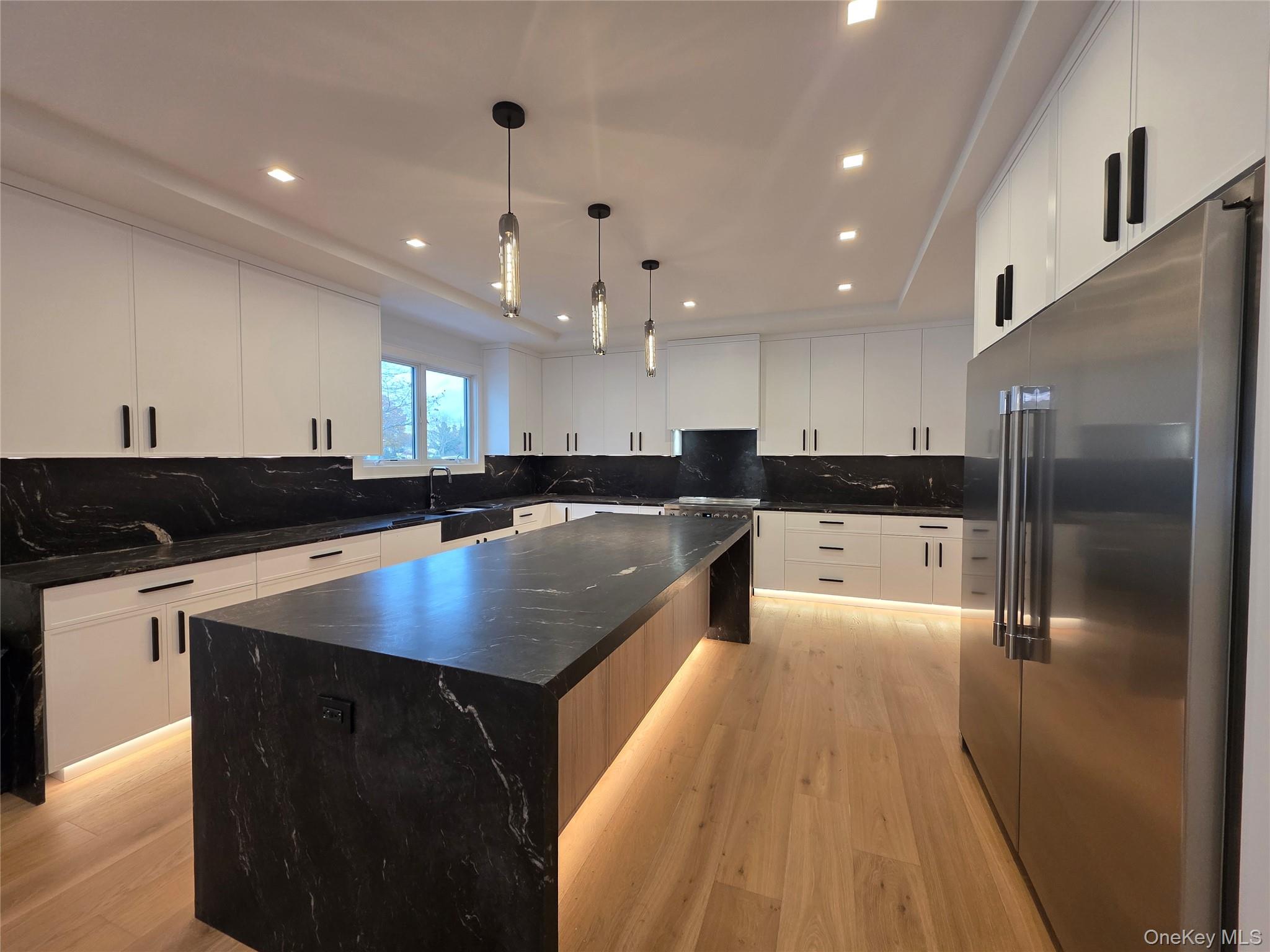 65 Page Lane, Westbury, NY 11590