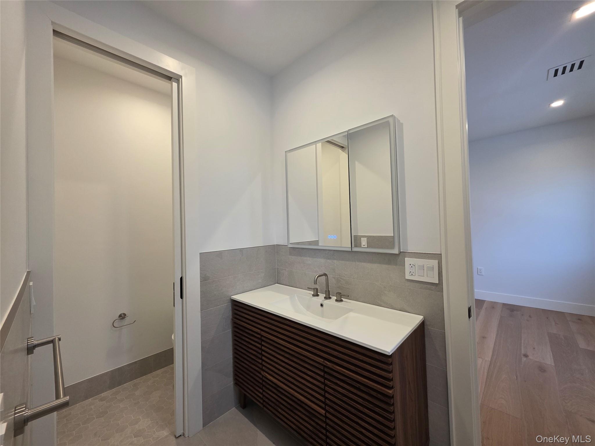 65 Page Lane, Westbury, NY 11590