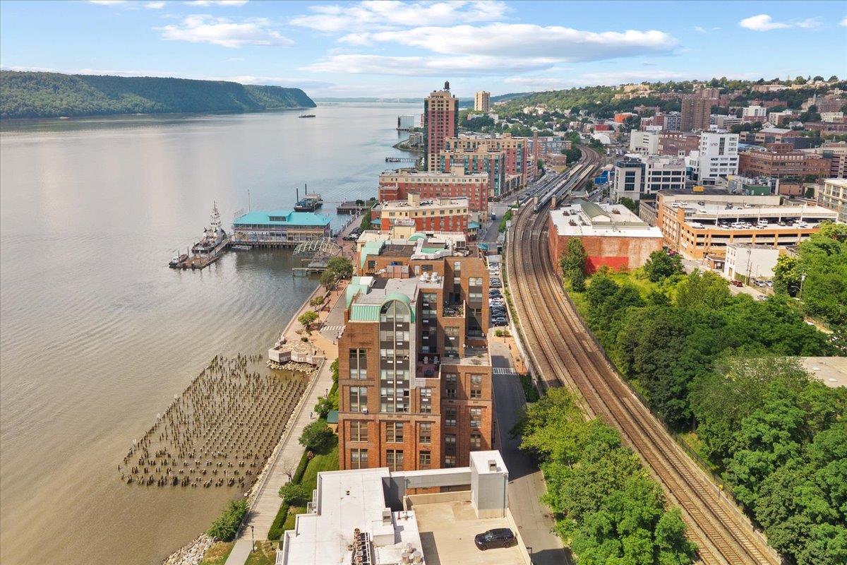 23 Water Grant St # 7P, Yonkers, NY 10701