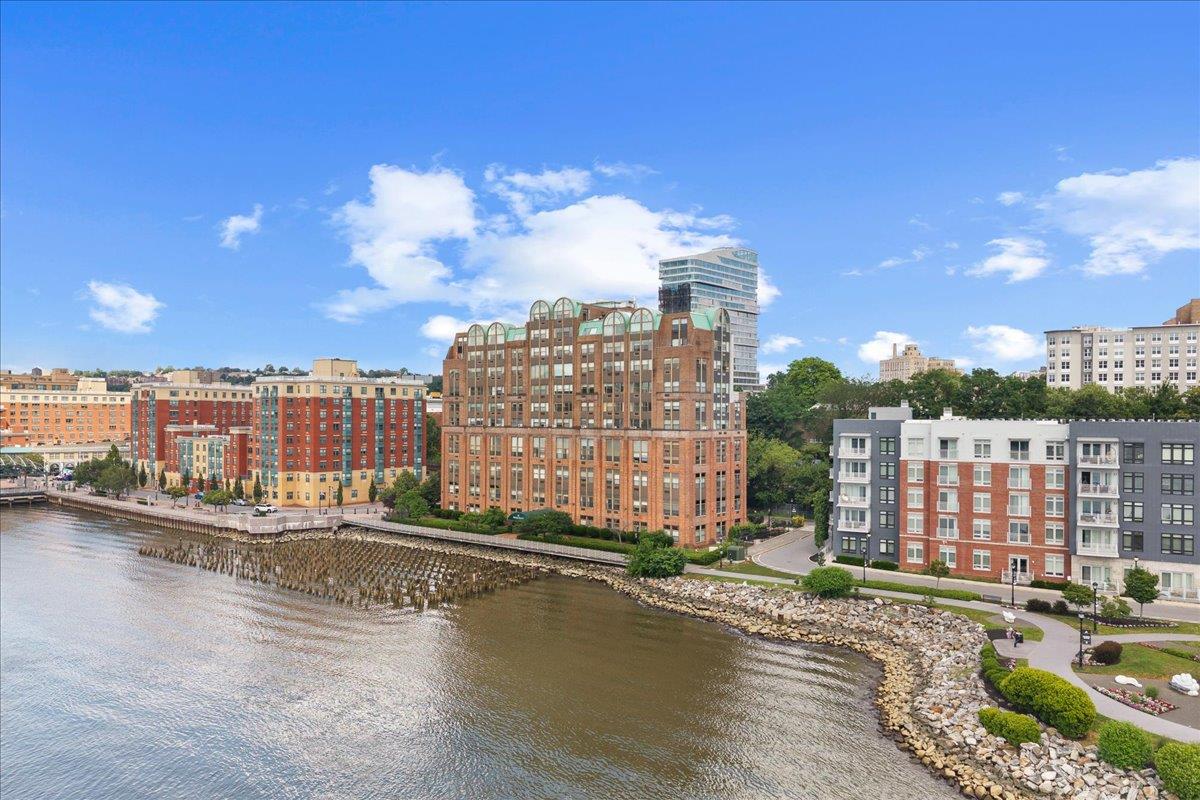 23 Water Grant St # 7P, Yonkers, NY 10701