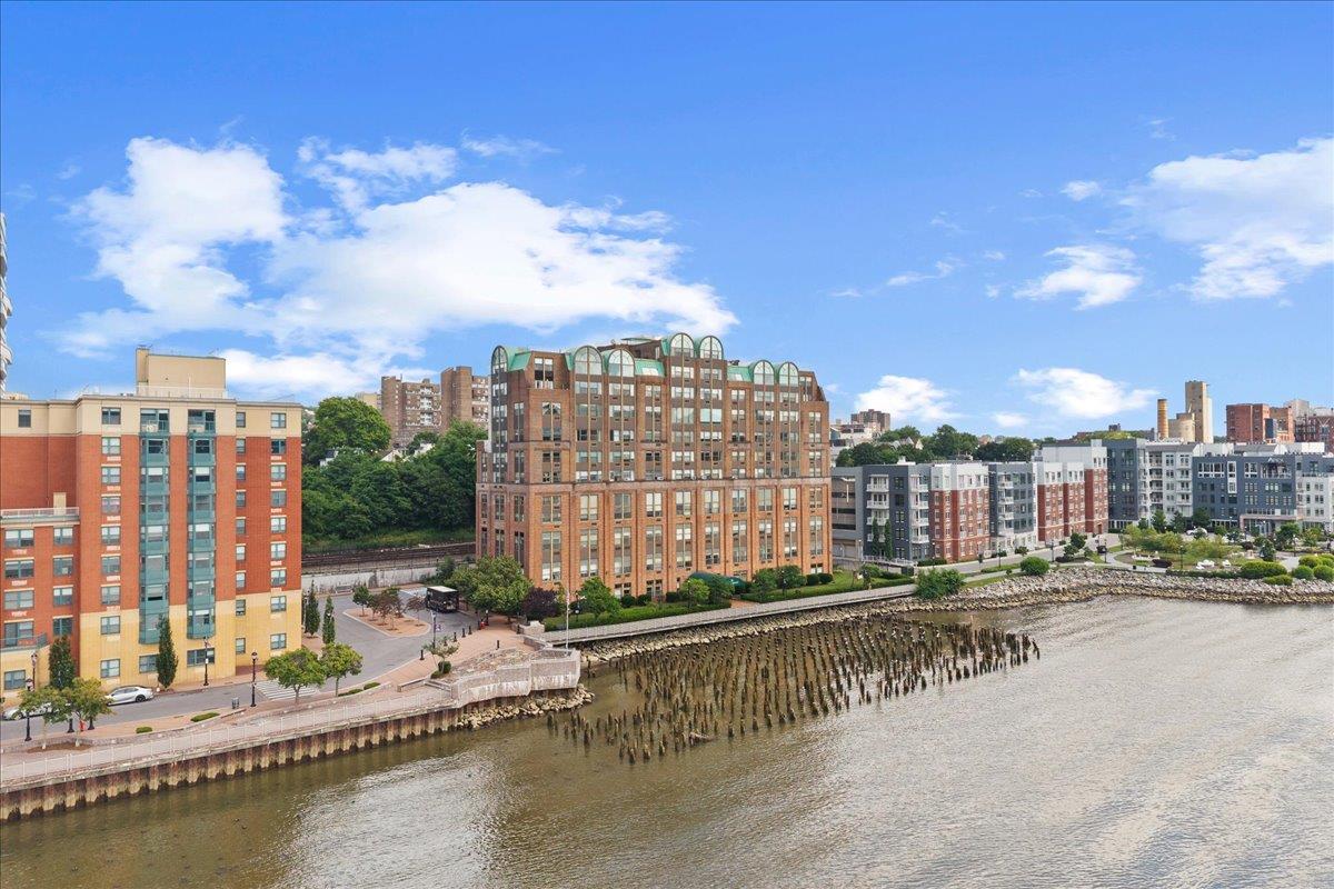 23 Water Grant St # 7P, Yonkers, NY 10701