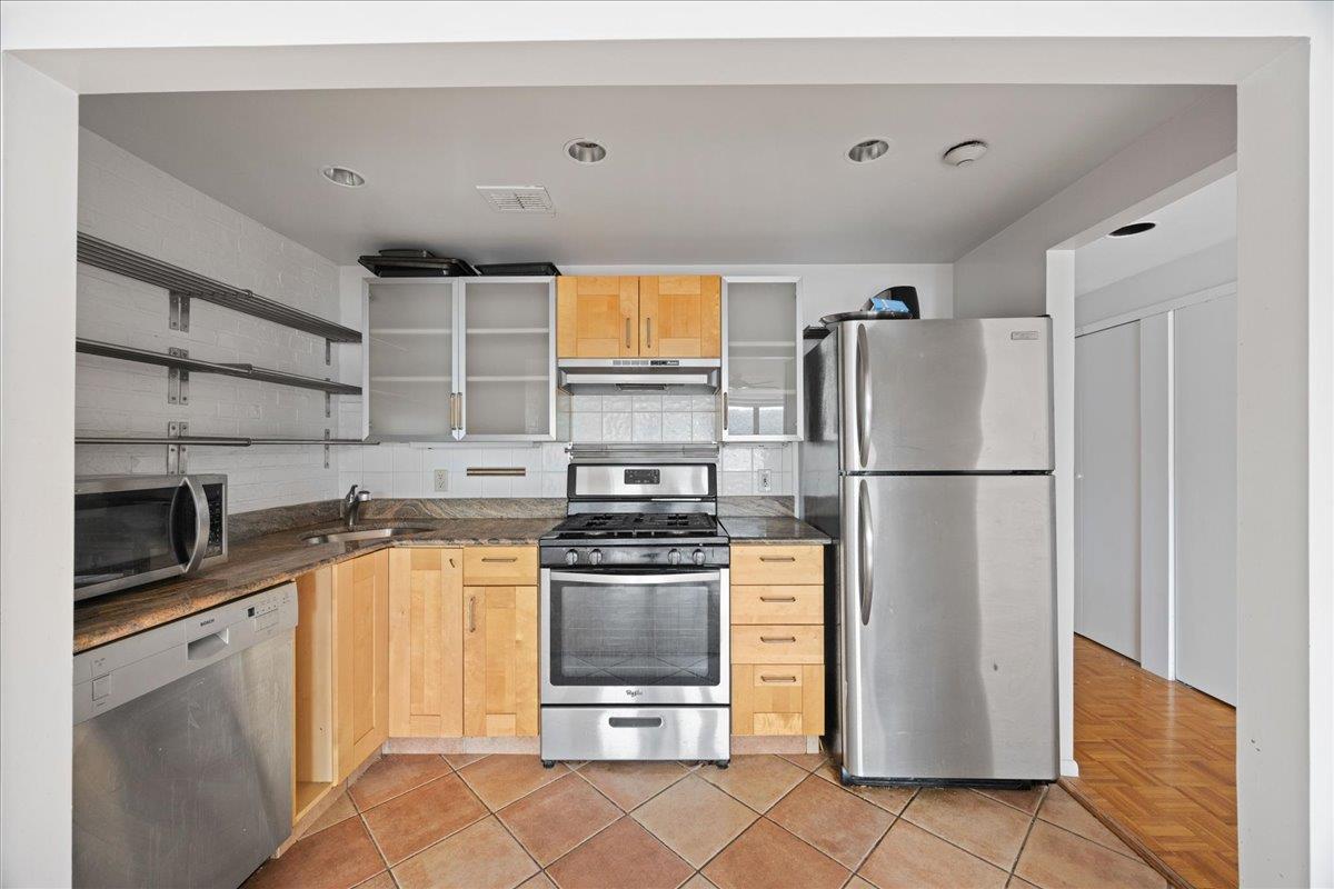 23 Water Grant St # 7P, Yonkers, NY 10701