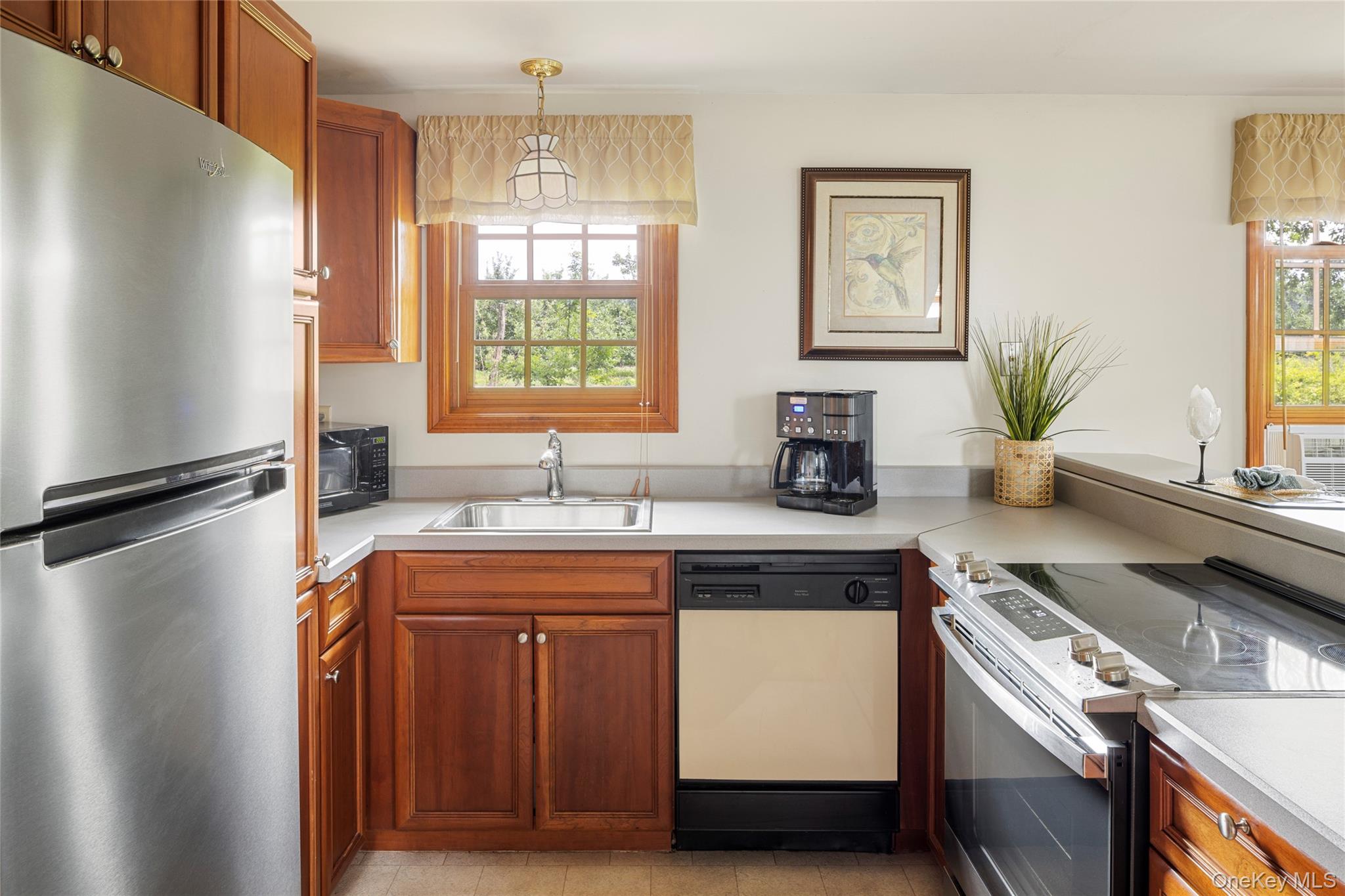 48 County Route 14, Hudson, NY 12534