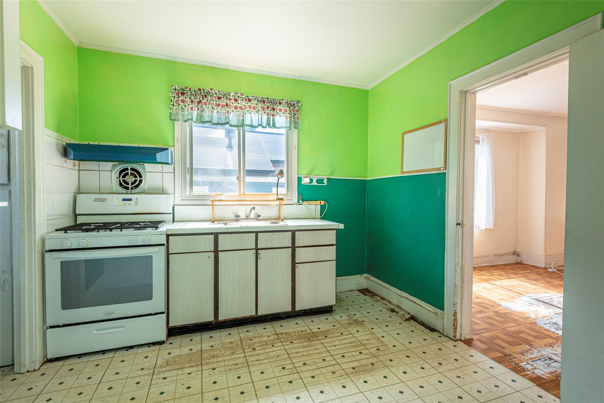 2 Florence Street, North Baldwin, NY 11510