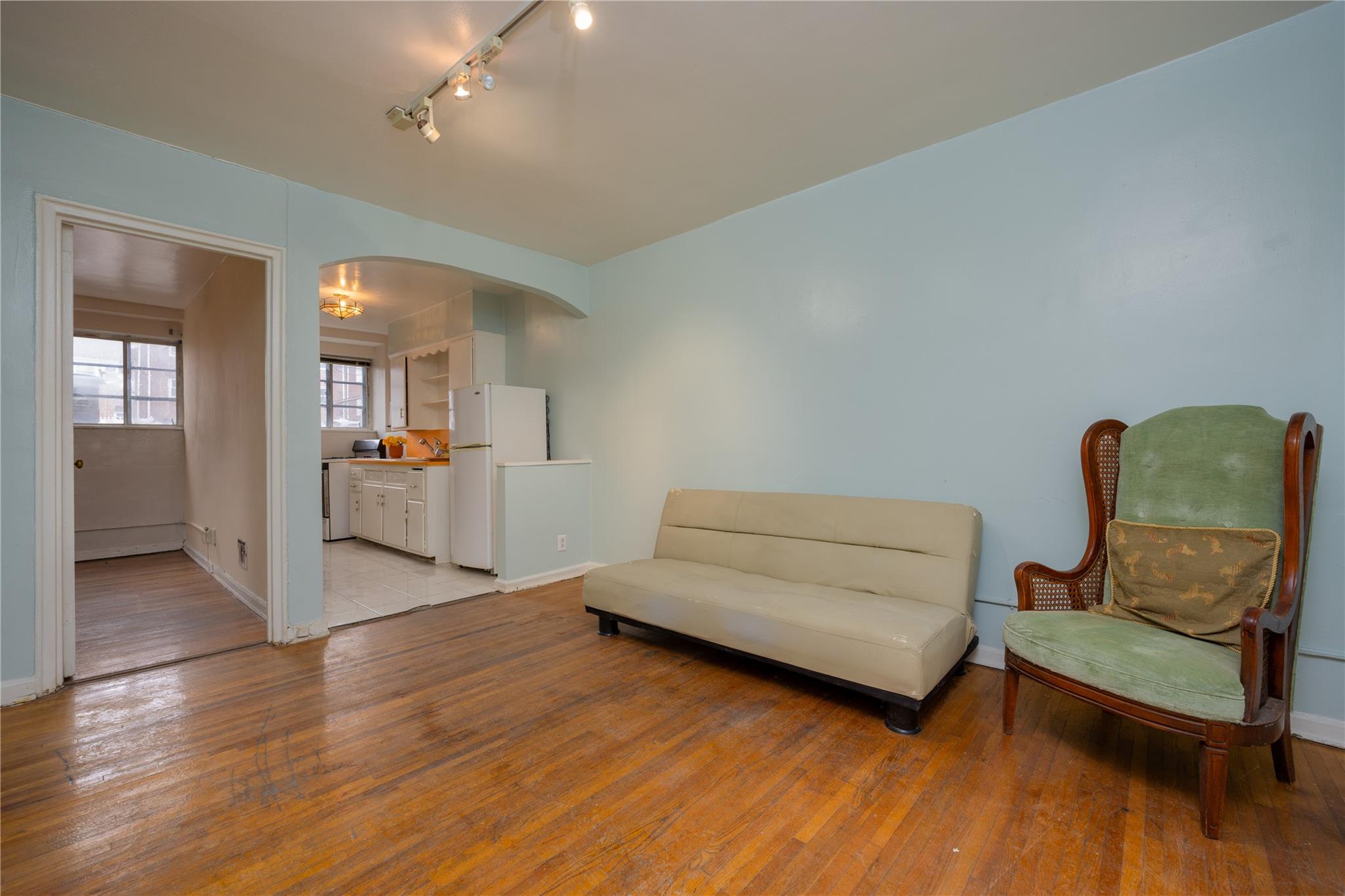 1774 Pitman Avenue, Bronx, NY 10466