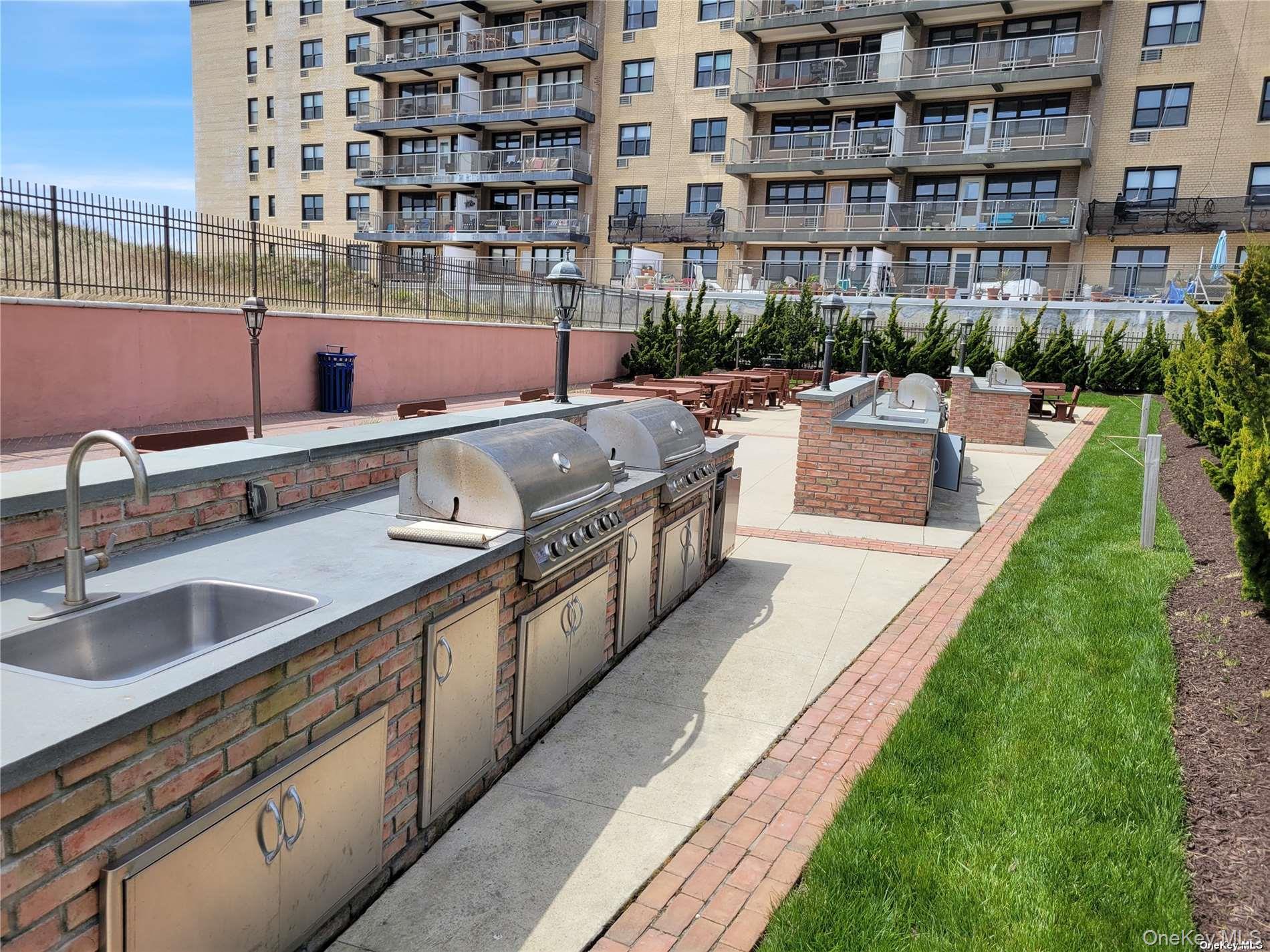 2 Richmond Road # 6F, Lido Beach, NY 11561