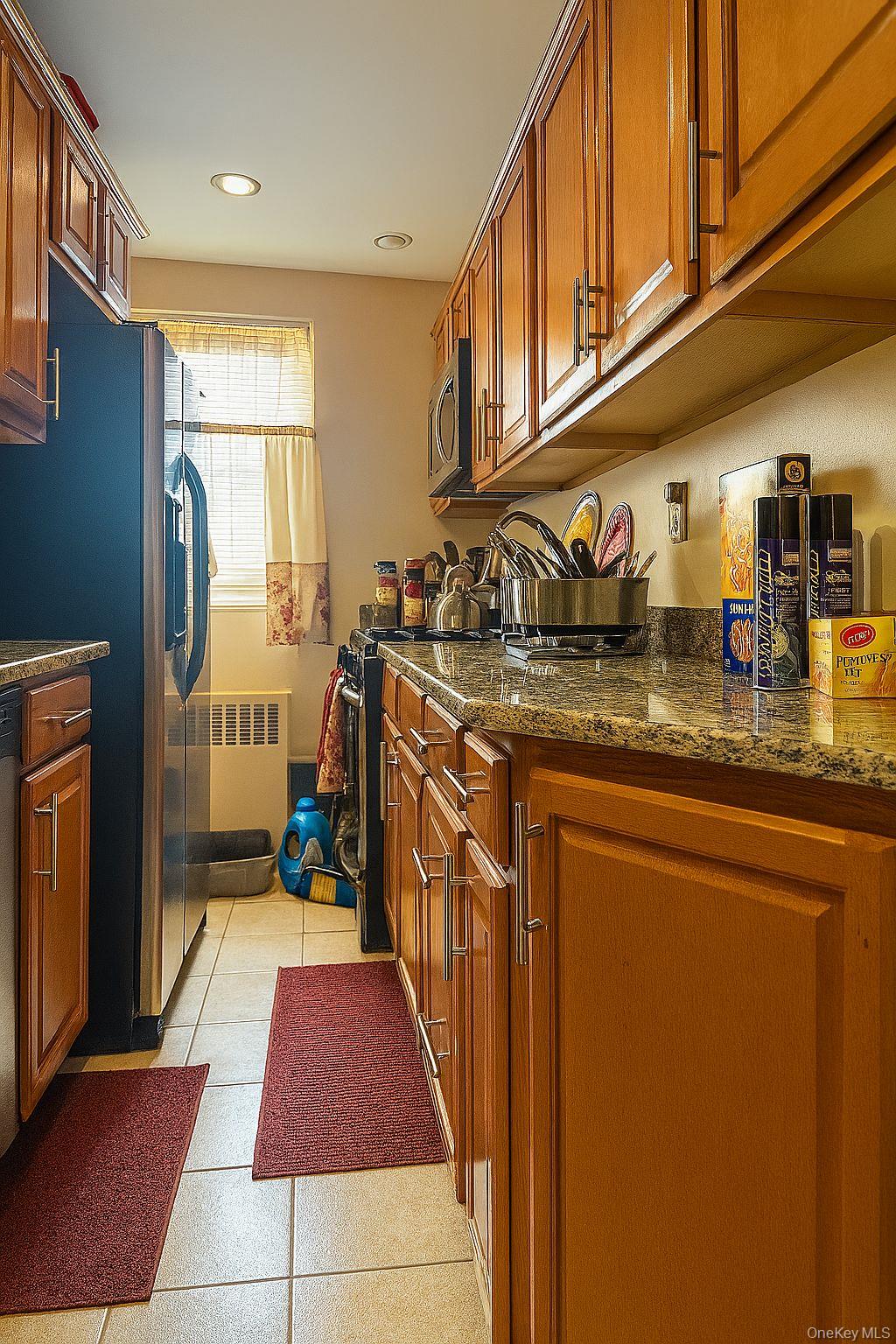 13131 234th Street # 2nd Fl, Rosedale, NY 11422