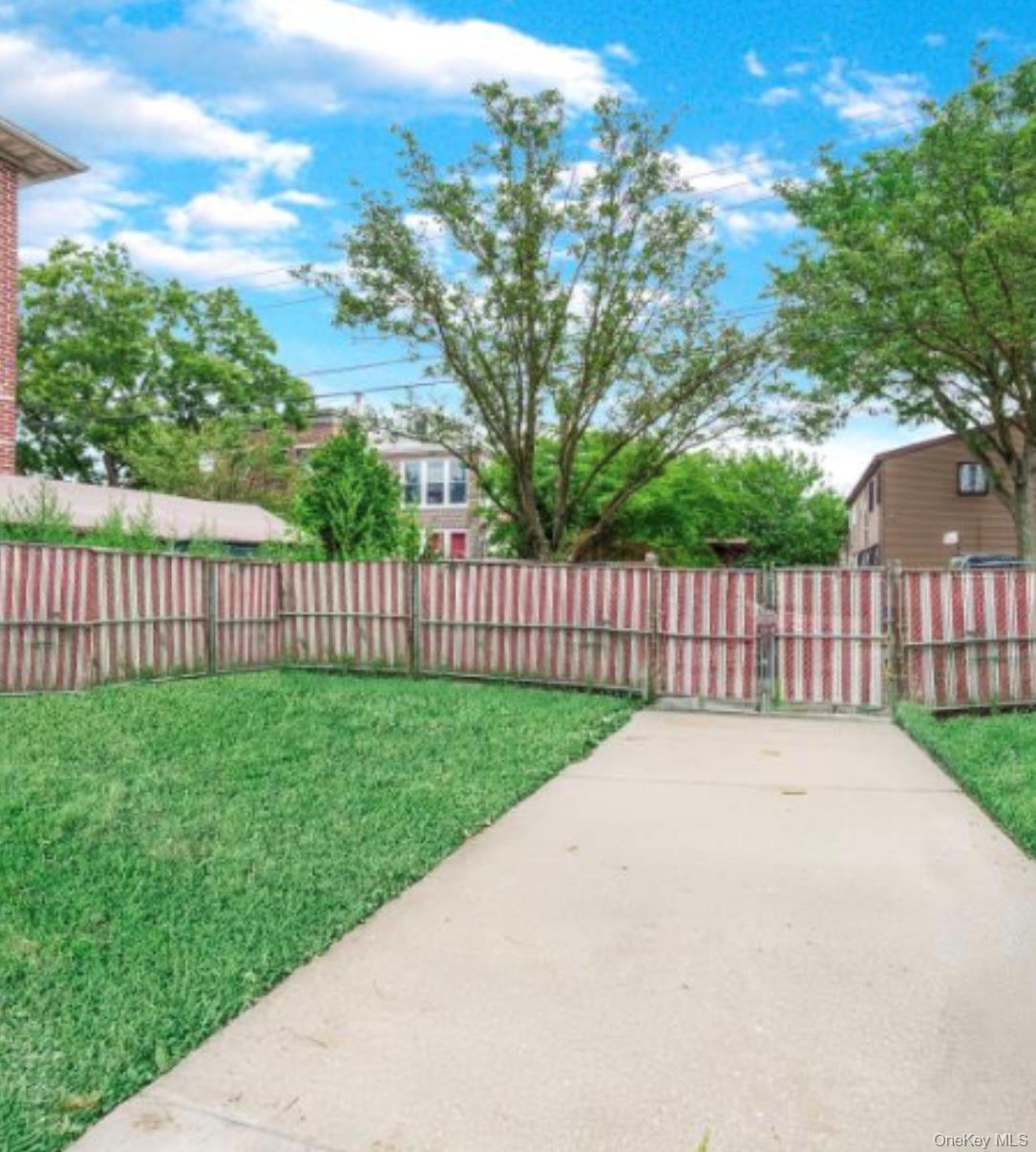 1087 Blake Avenue, Brooklyn, NY 11208