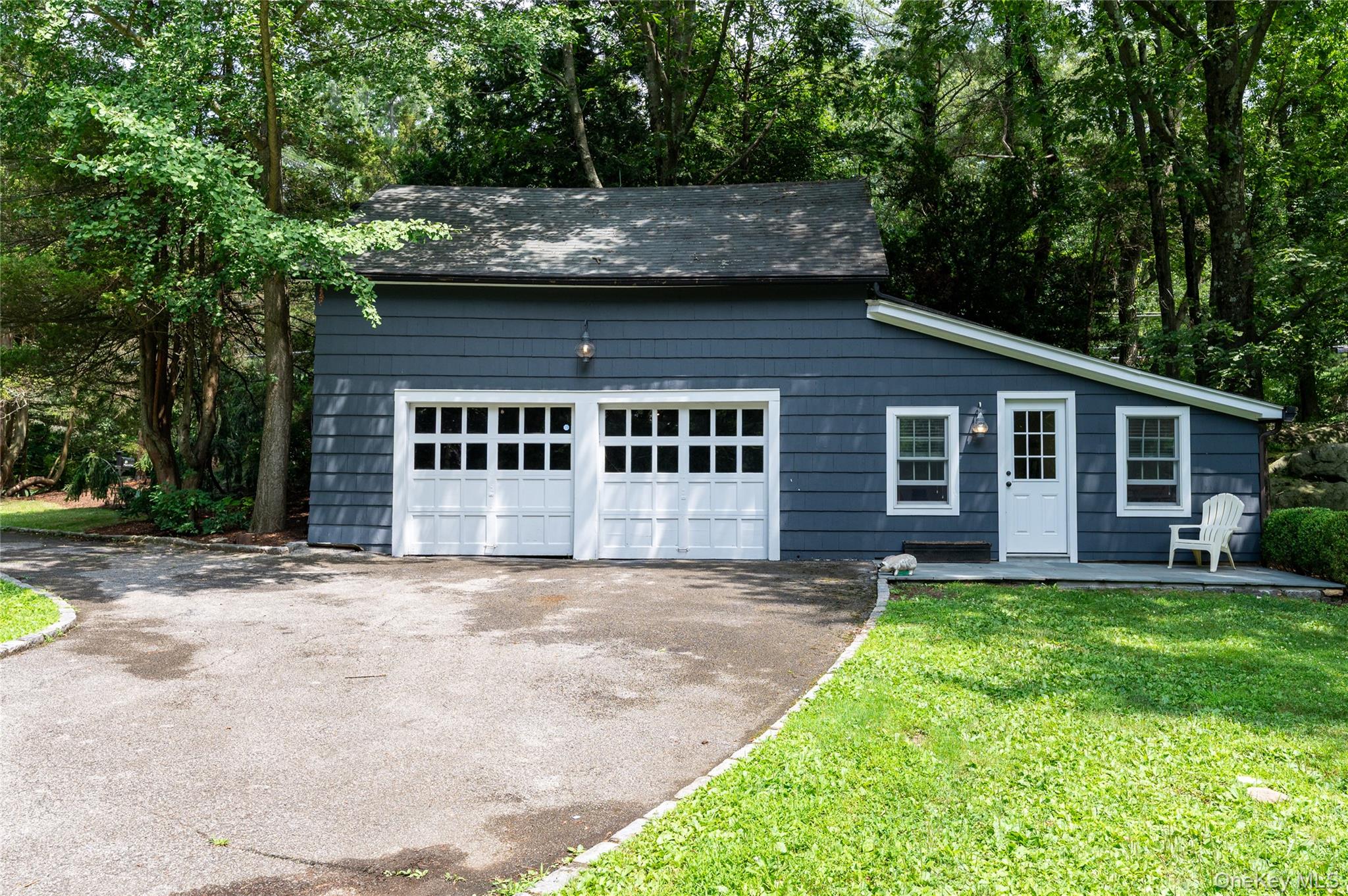 69 Whippoorwill Road, Armonk, NY 10504