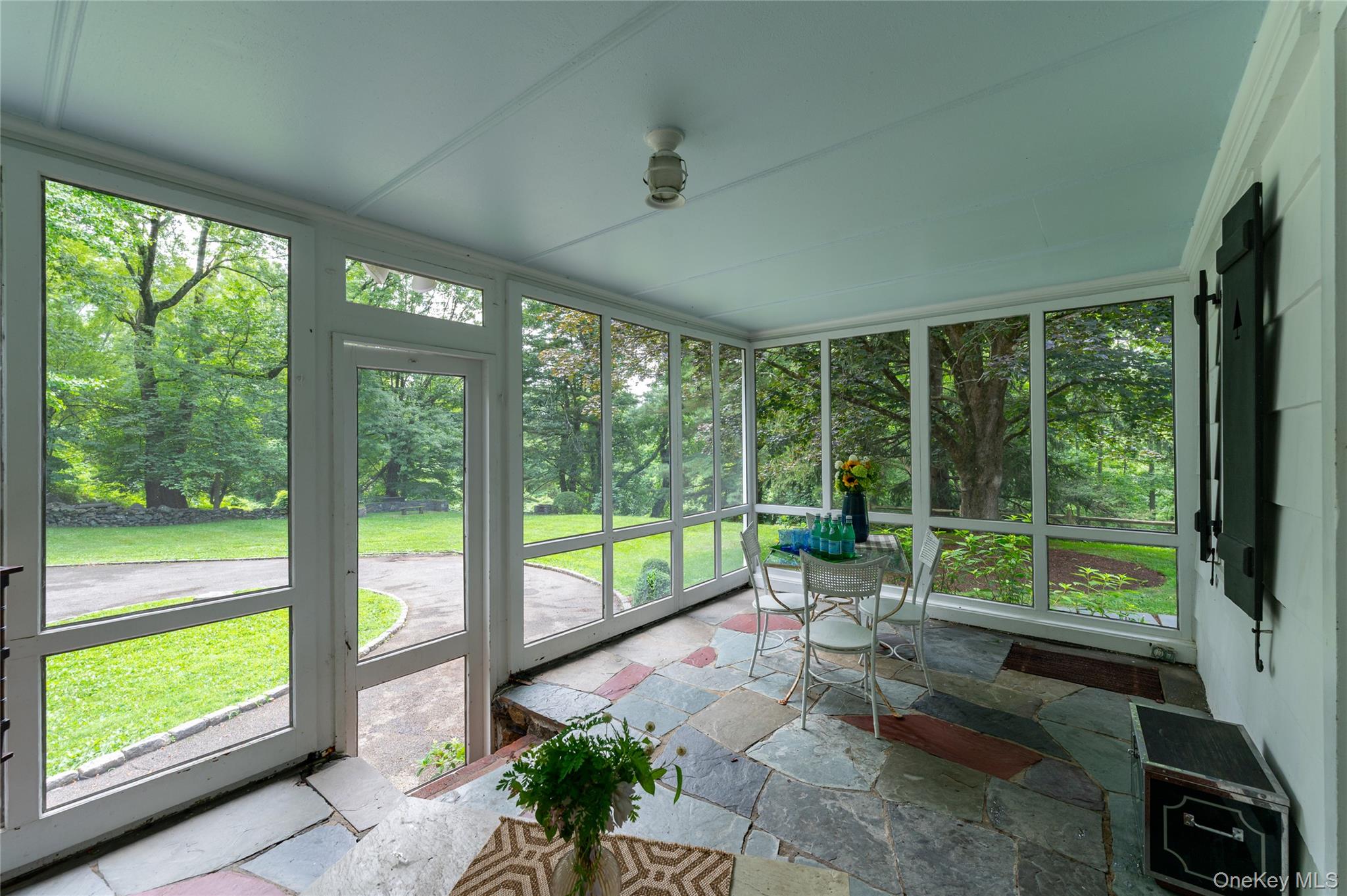 69 Whippoorwill Road, Armonk, NY 10504