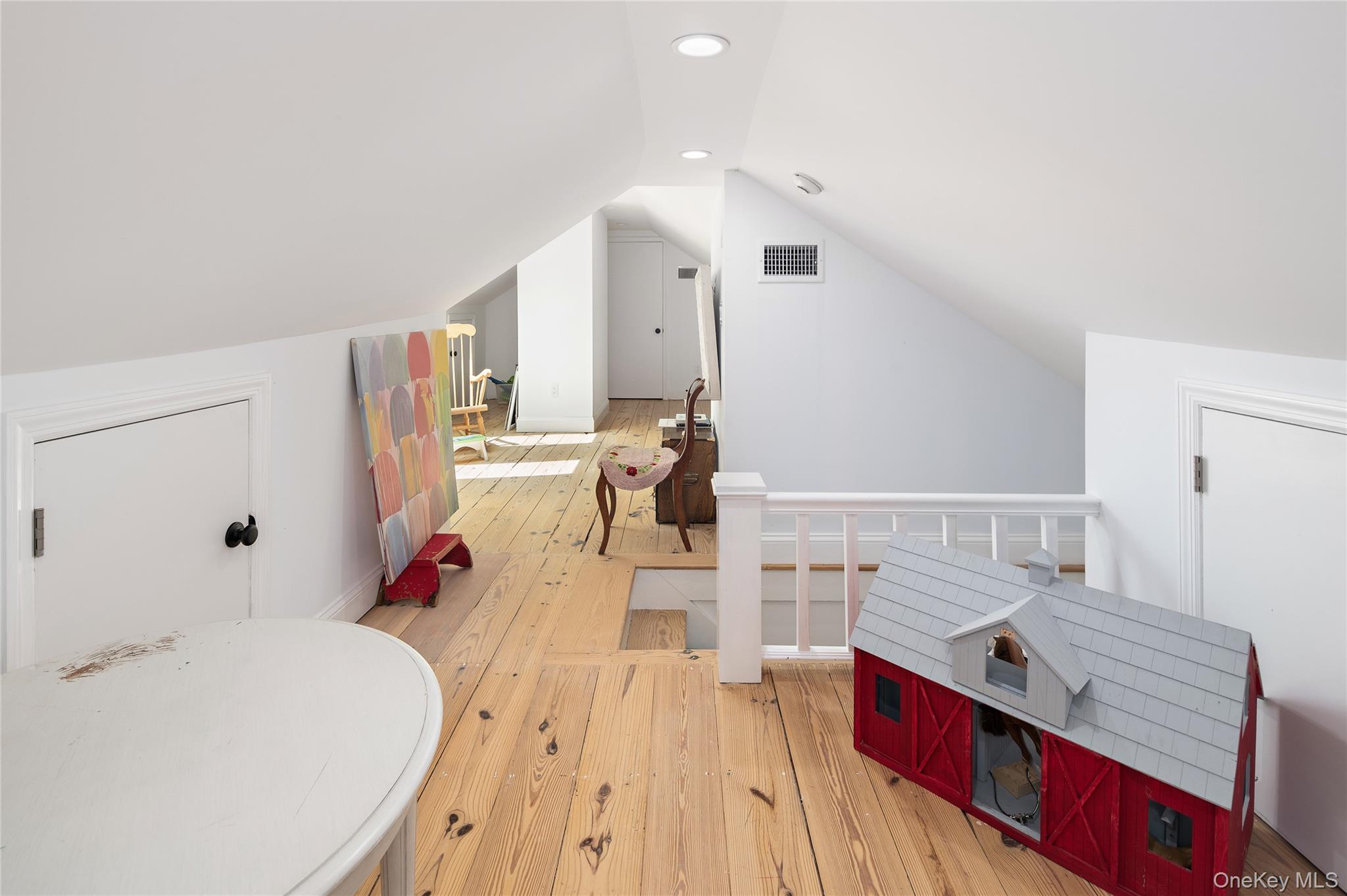 69 Whippoorwill Road, Armonk, NY 10504