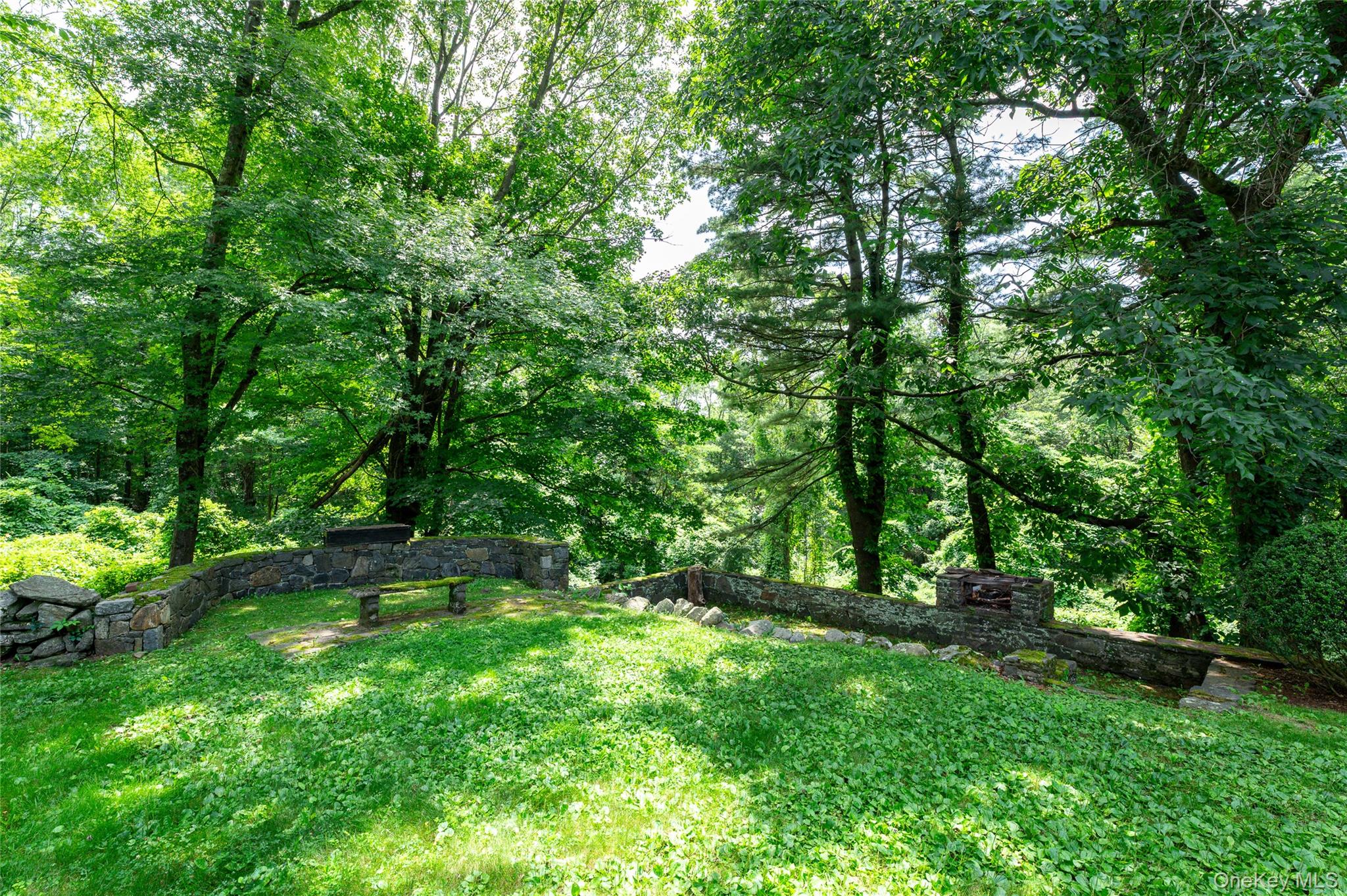 69 Whippoorwill Road, Armonk, NY 10504