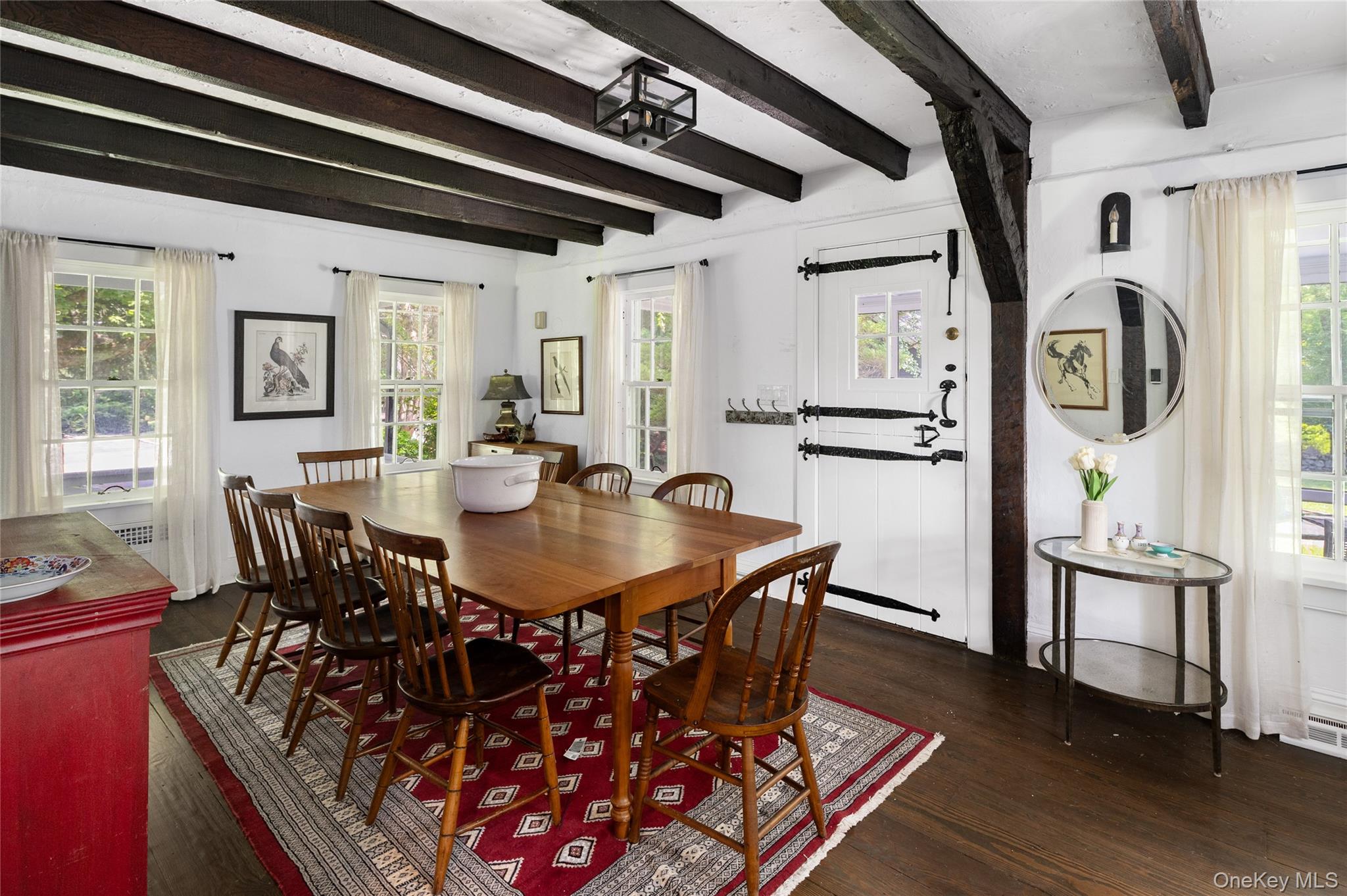 69 Whippoorwill Road, Armonk, NY 10504