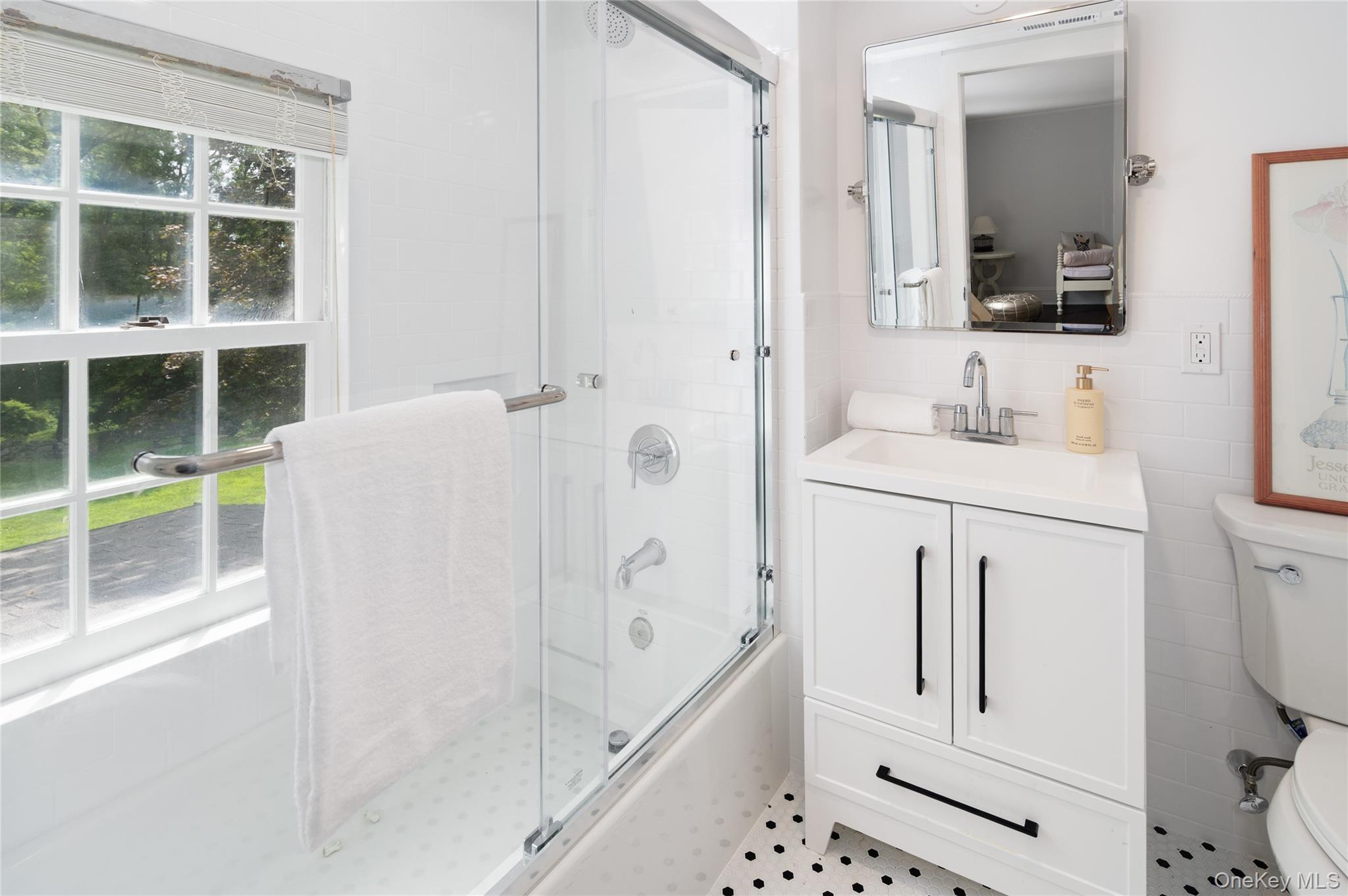 69 Whippoorwill Road, Armonk, NY 10504