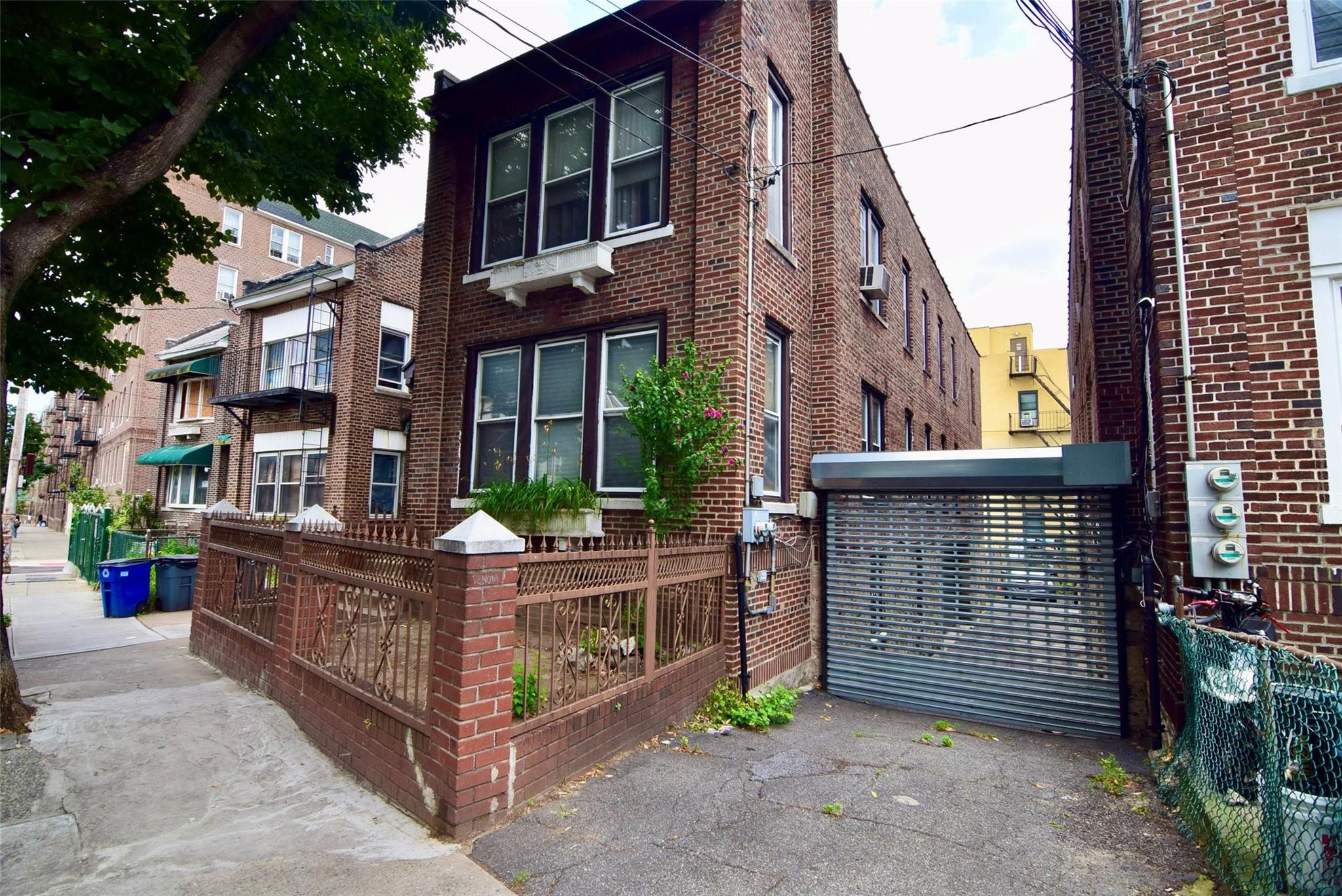 1860 Harrison Avenue, Bronx, NY 10453